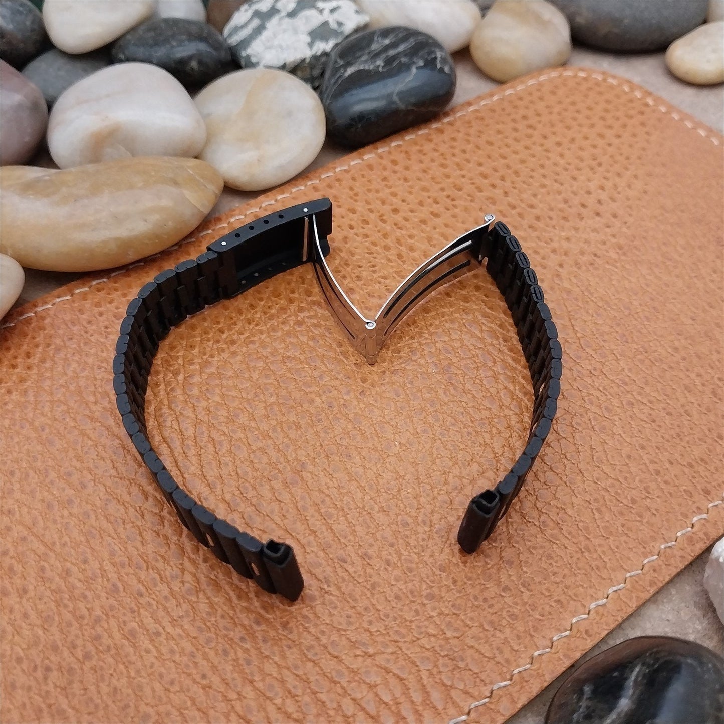 Vintage Womens 12mm-16mm Kreisler Black & Gold 1980s-1990s Unused Watch Band