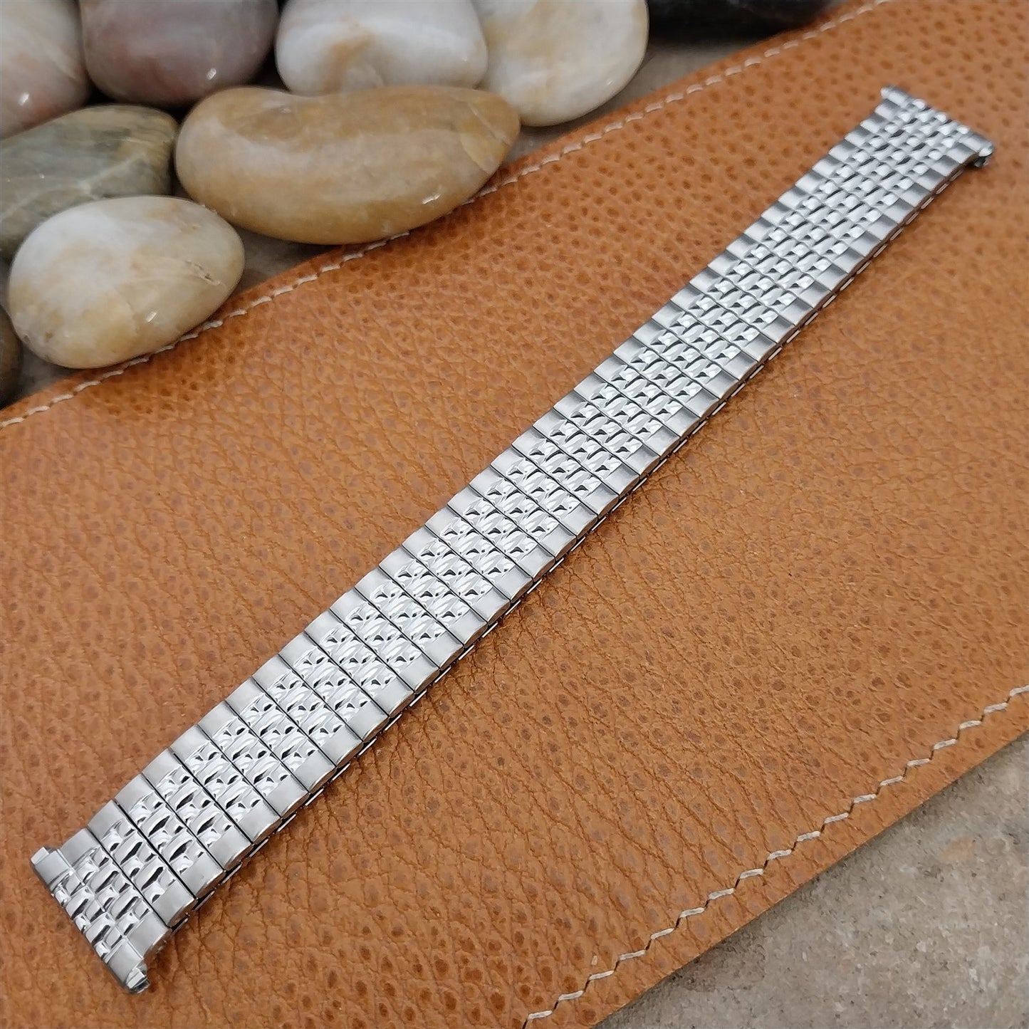 1969 Stainless Long Rice Beads Speidel Tempest 19mm 18mm nos Vintage Watch Band