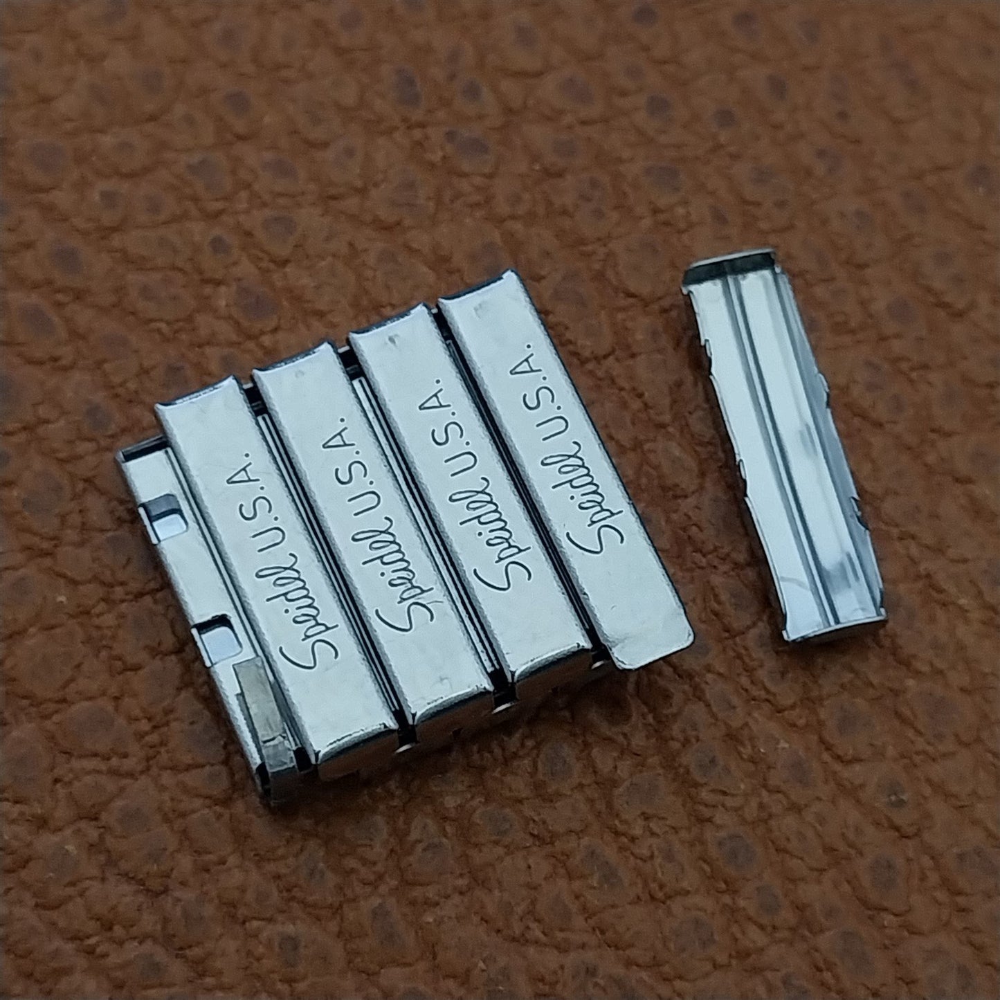 4 Unused Speidel Twistoflex Linesman Stainless Steel Vintage Watch Band Links
