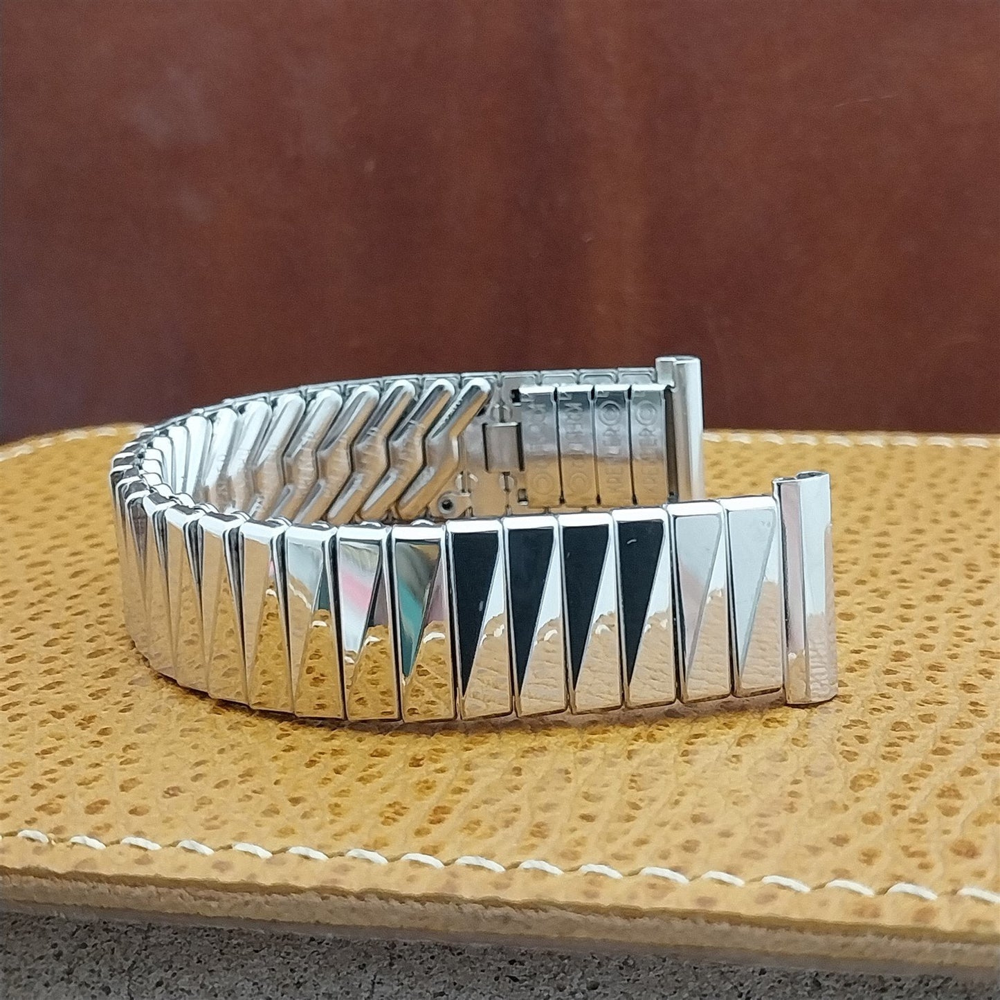 17.2mm White Gold-Filled Classic 1960s Kreisler Unused Vintage Watch Band