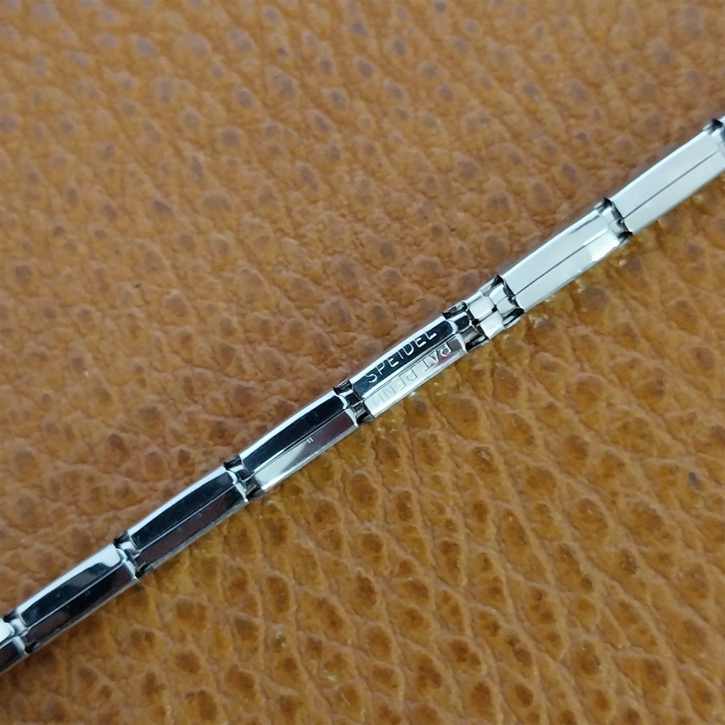 Vintage 1950s White Gold-Fill Ladies Single-Lug Speidel Expansion Watch Band