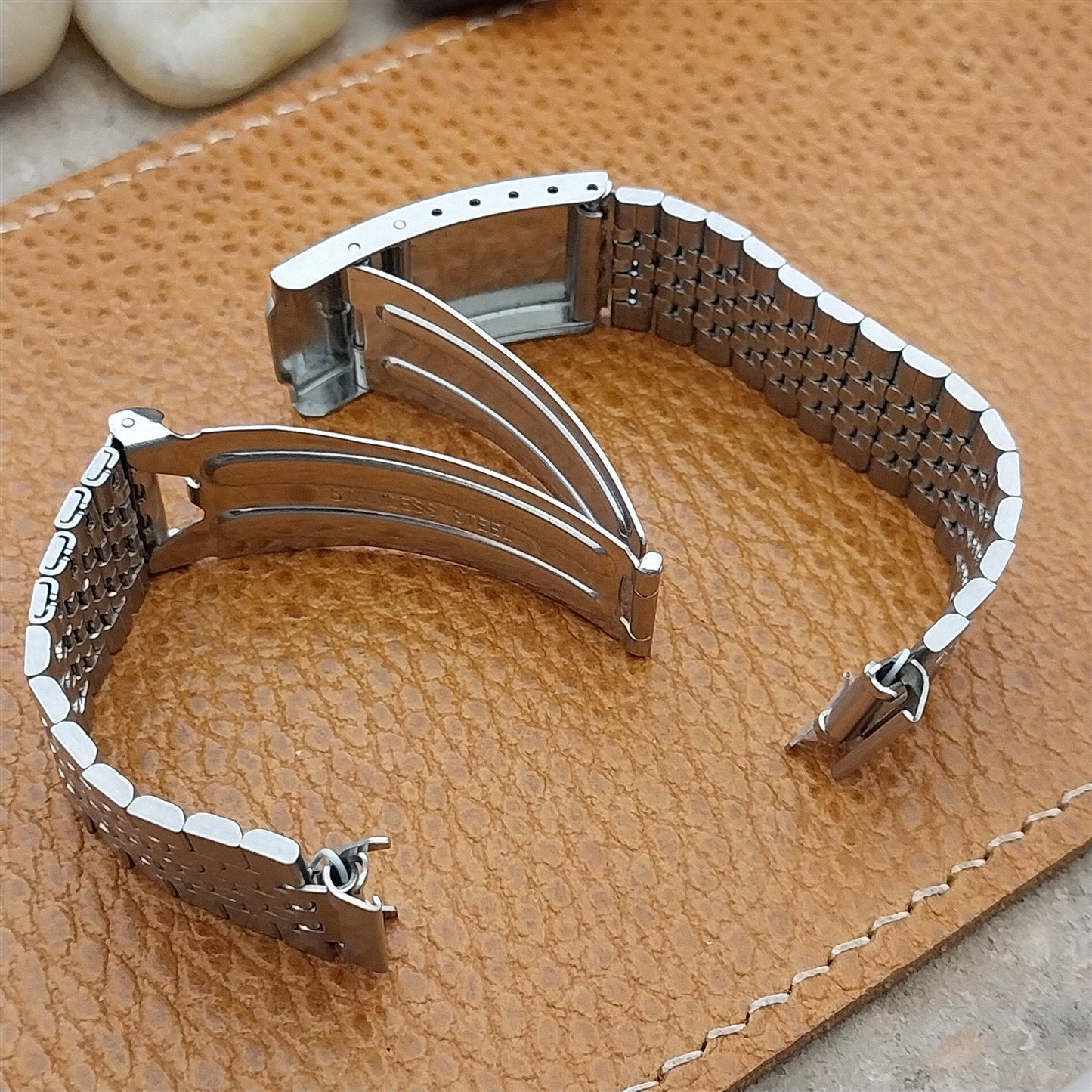 Citizen 16mm Stainless Steel Flared nos Unused Vintage Watch Band