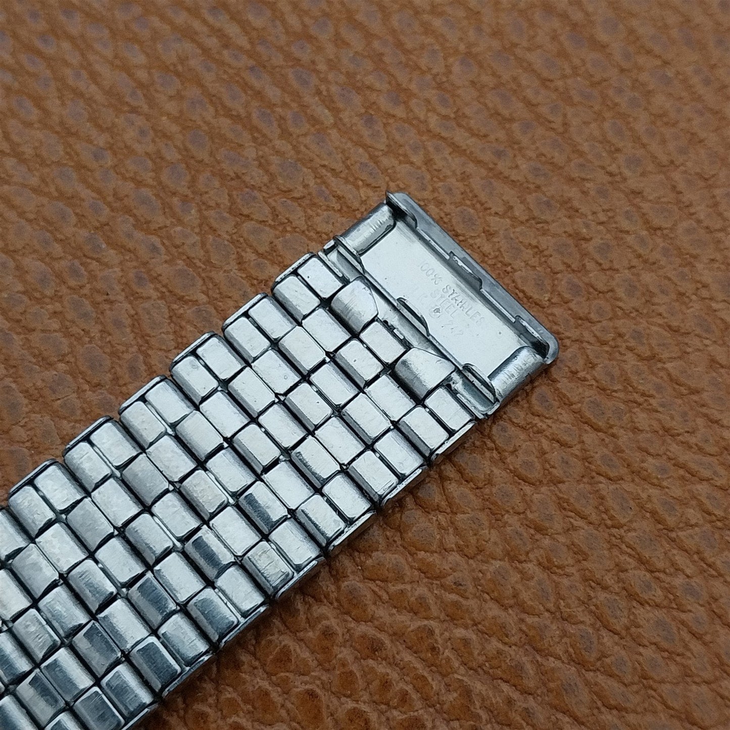 Vintage 19mm Stainless Steel Stretch Overlap Unused nos Classic Watch Band