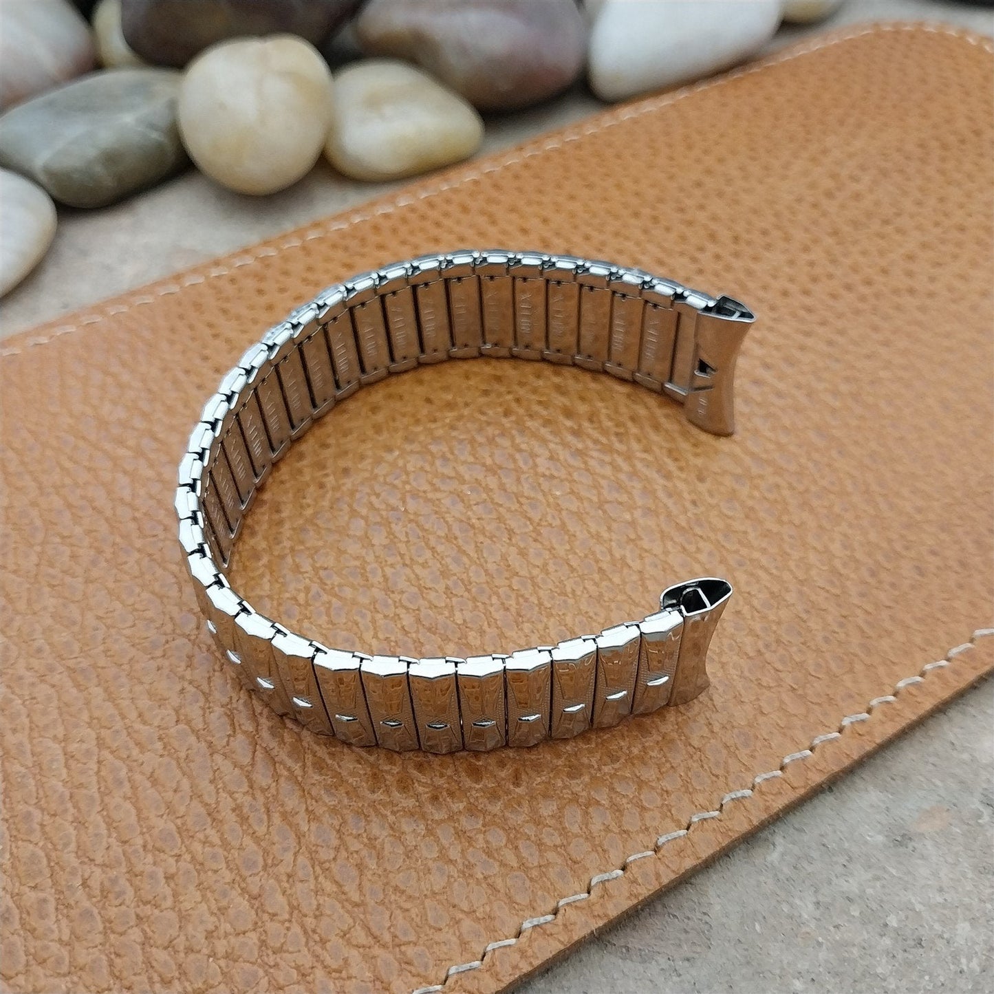 17.2mm 1960s Vintage Stainless Steel Uniflex Slim Expansion Unused Watch Band