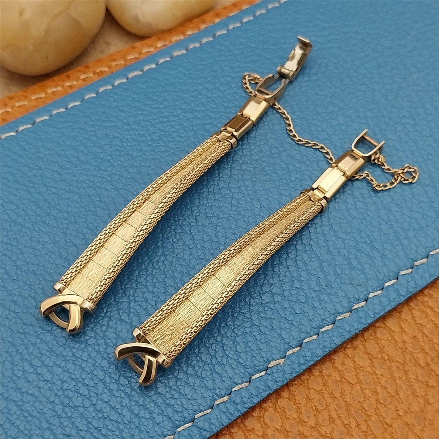 Ladies Speidel Yellow Gold Mesh Unused Classic 1960s Vintage Cocktail Watch Band