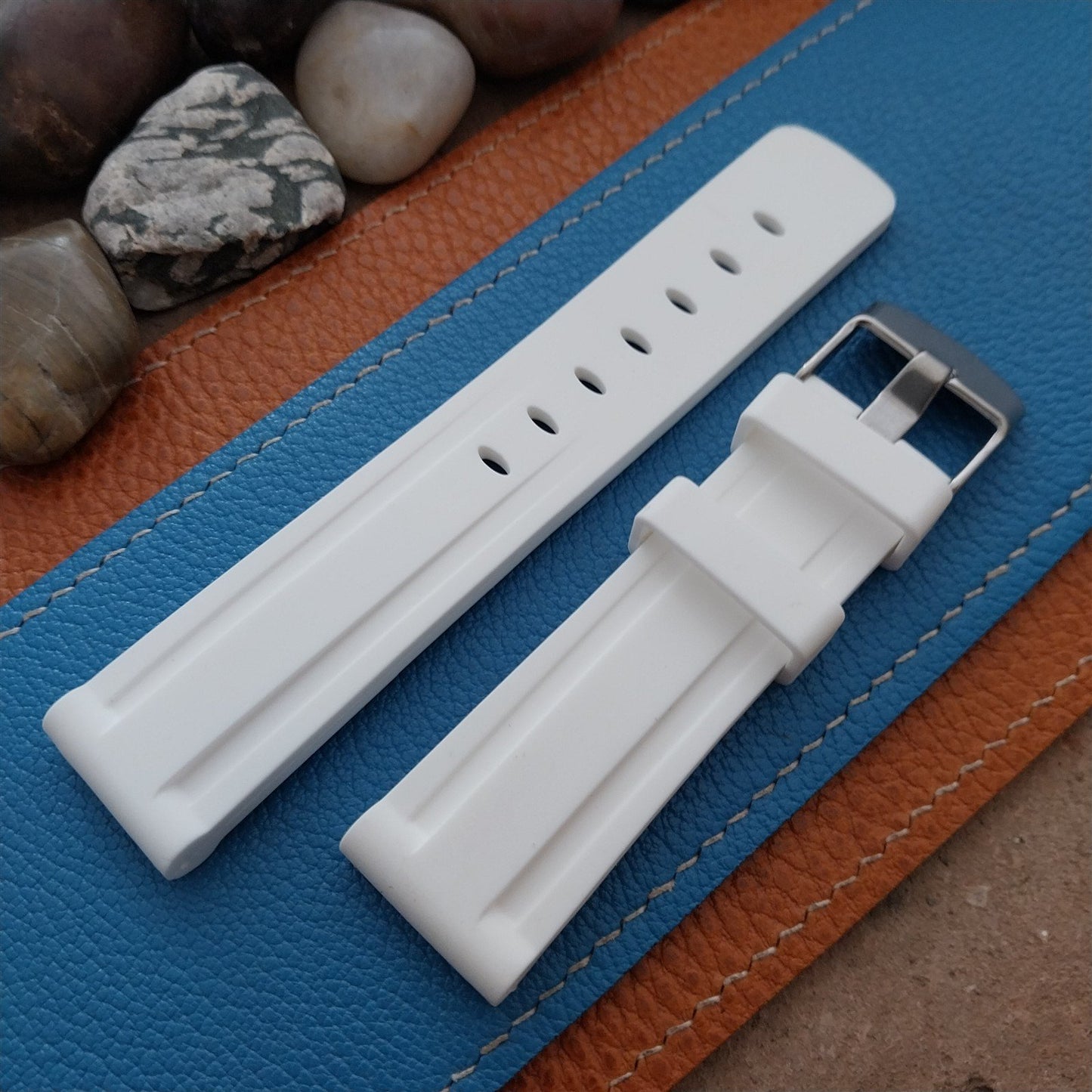 22mm Hadley Roma White Genuine Silicone Diver Unused Watch Band