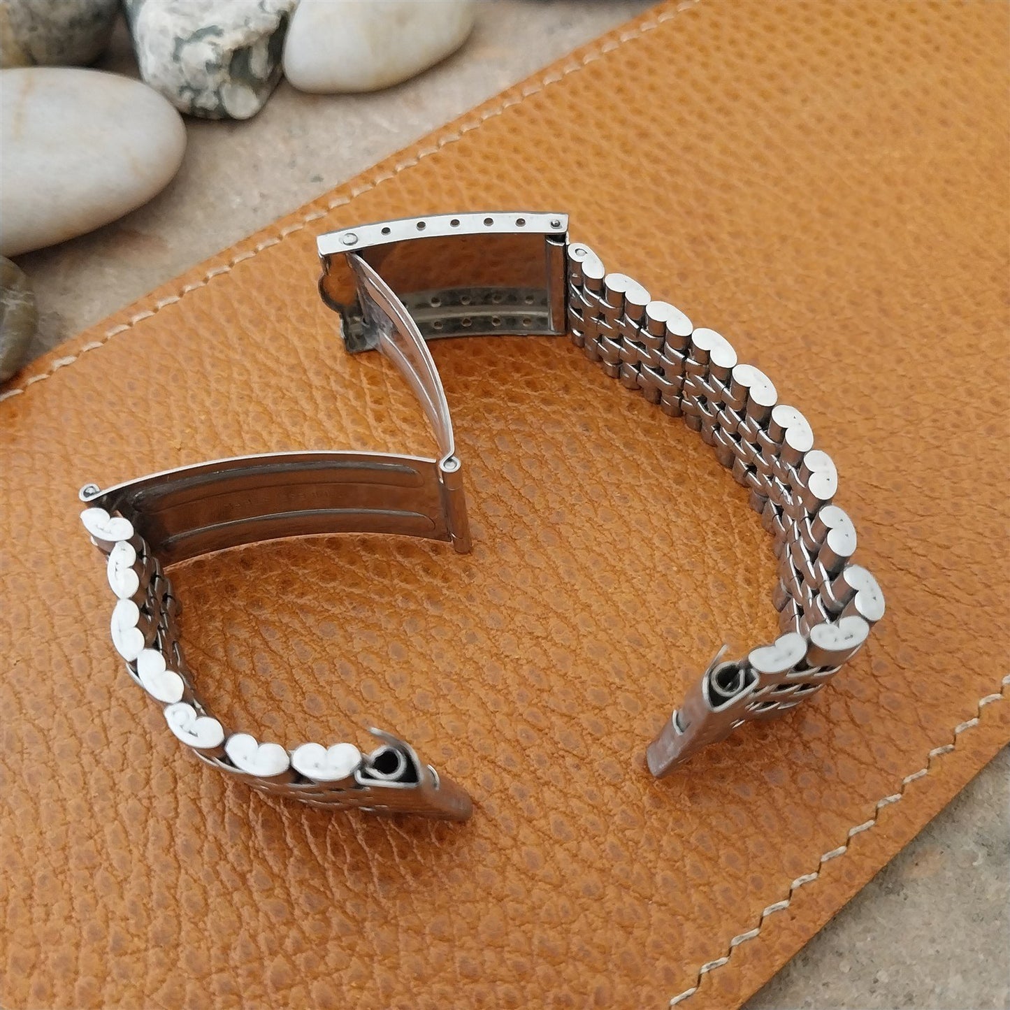 Vintage 18mm Stainless Steel Beads of Rice nos Classic 1960s Watch Band