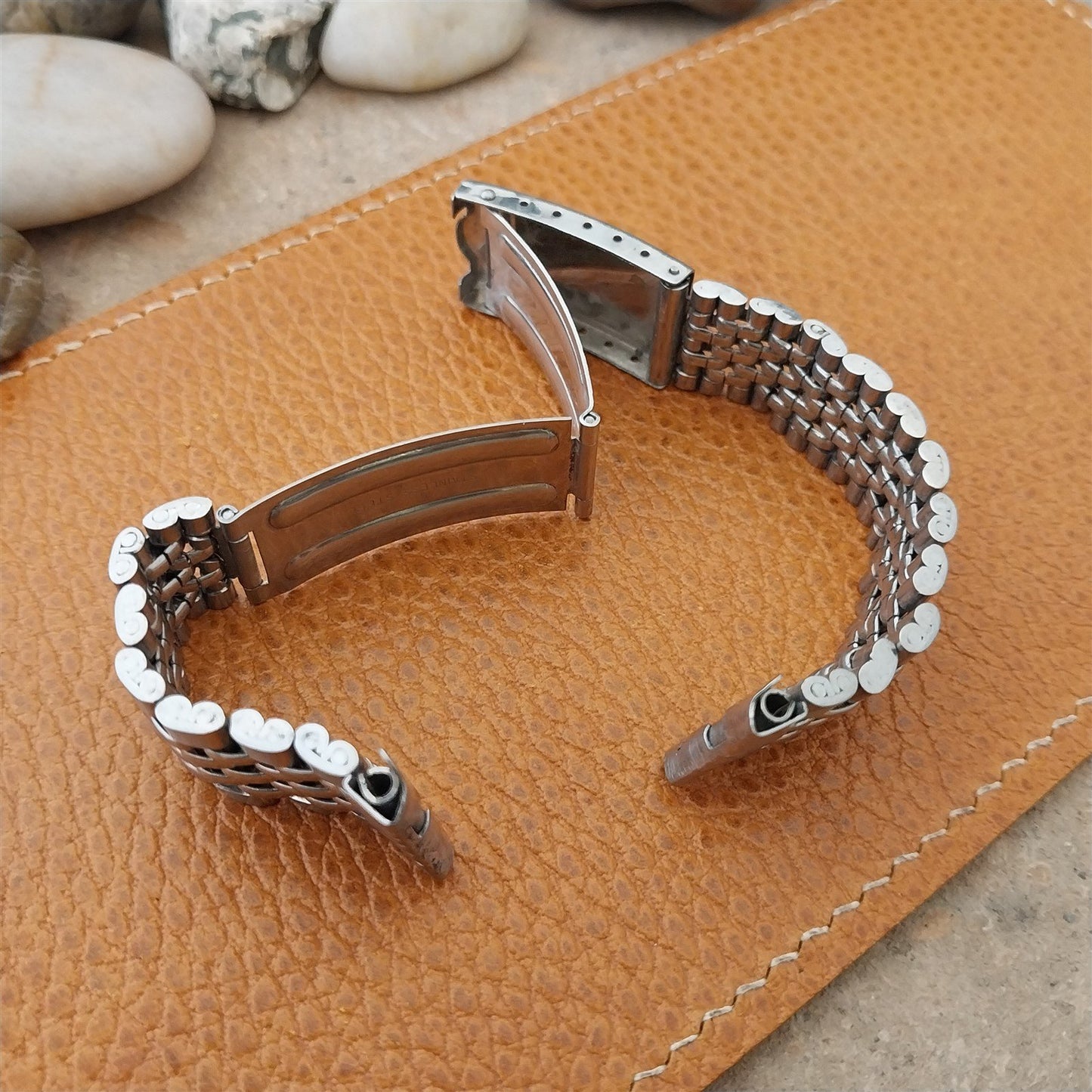 Vintage 18mm Stainless Steel Beads of Rice nos Classic 1960s Watch Band