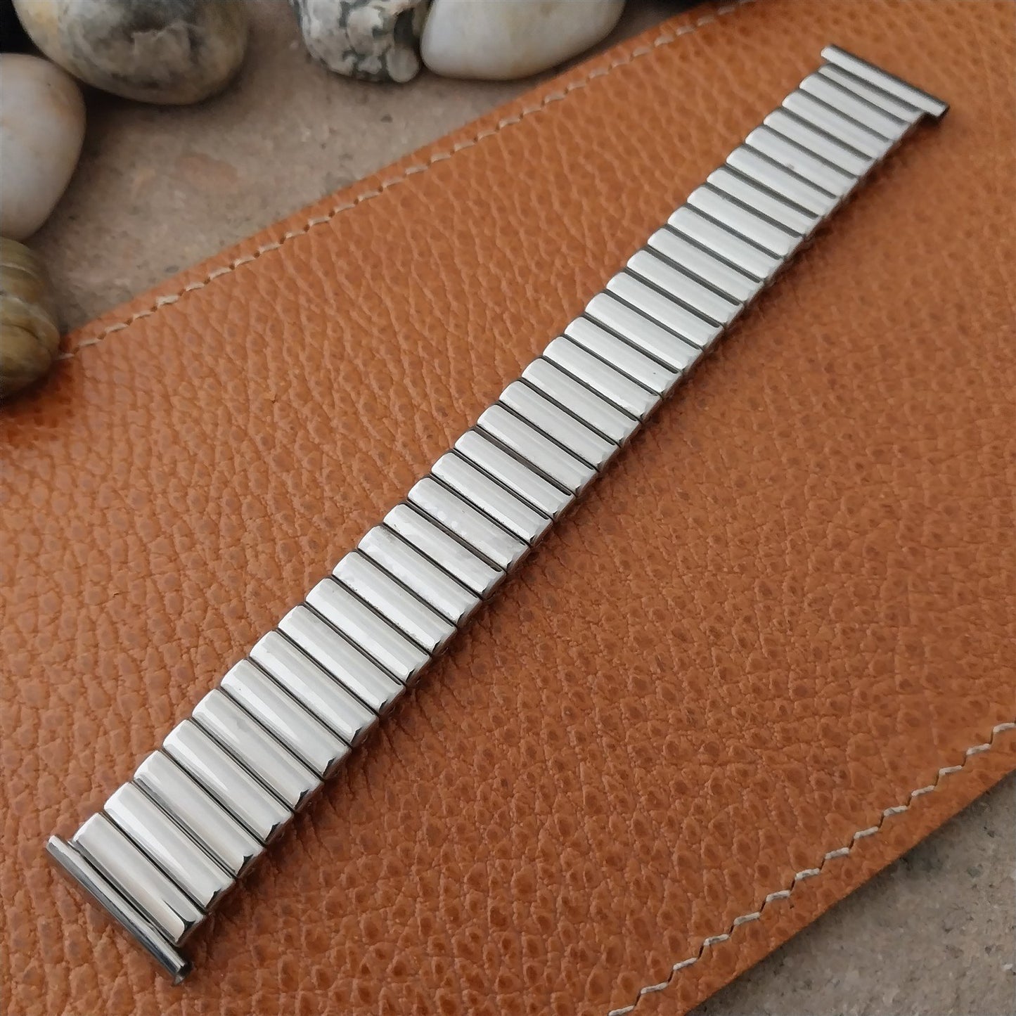 16mm 18mm 19mm Classic 1960s Vintage Lenox Stainless Stretch Unused Watch Band