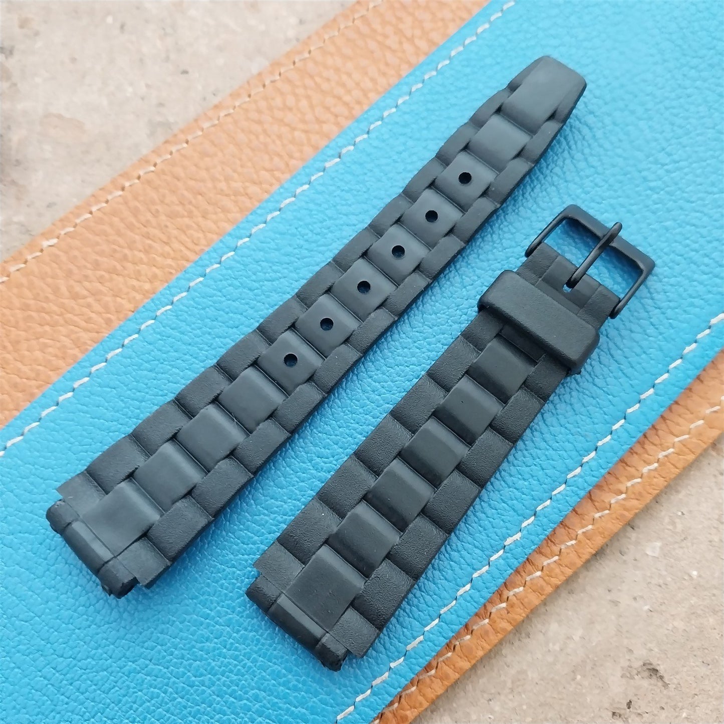 1970s 18mm Skindiver Oyster Diver & Black Buckle Unused Vintage Watch Band