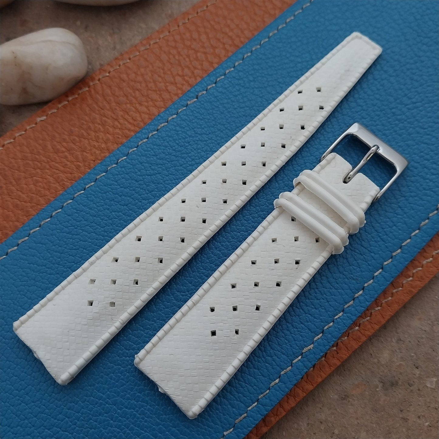 Vintage 19mm Skindiver White Tropical Classic Tapered 1960s Unused Watch Strap