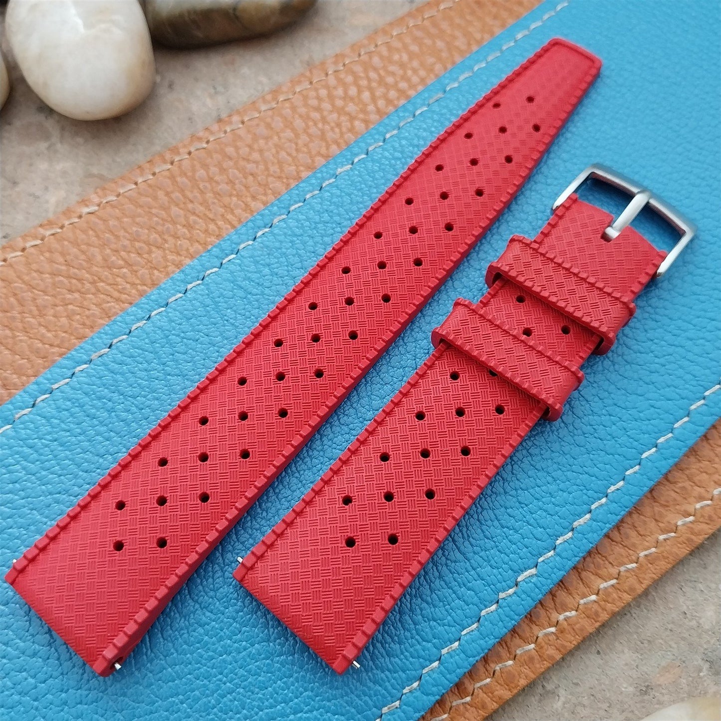 20mm FKM Rubber Red Classic Divers Watch Strap & Quick Release Spring Bars