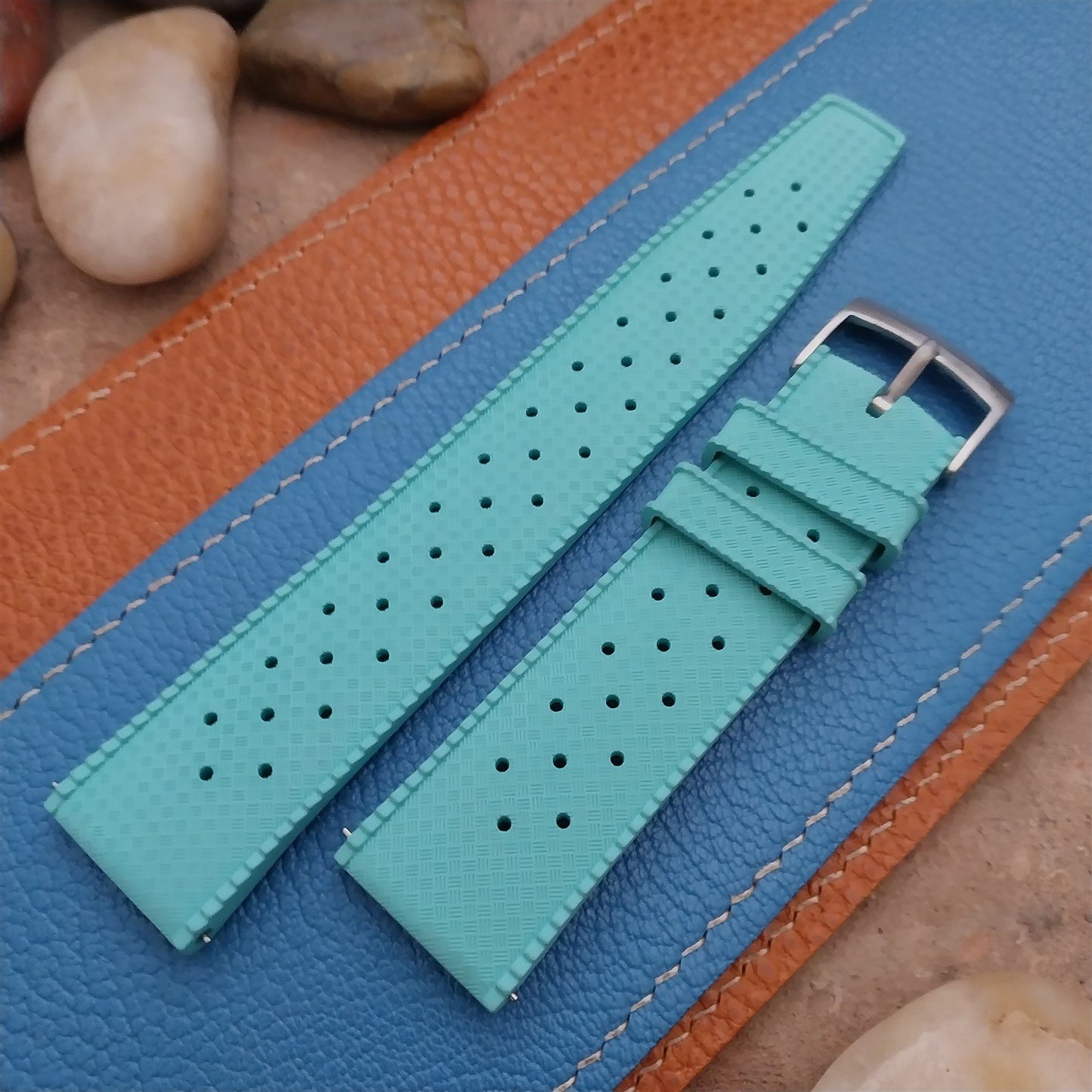 22mm FKM Tropical Cyan Tapered Divers Watch Strap & Quick Release Spring Bars