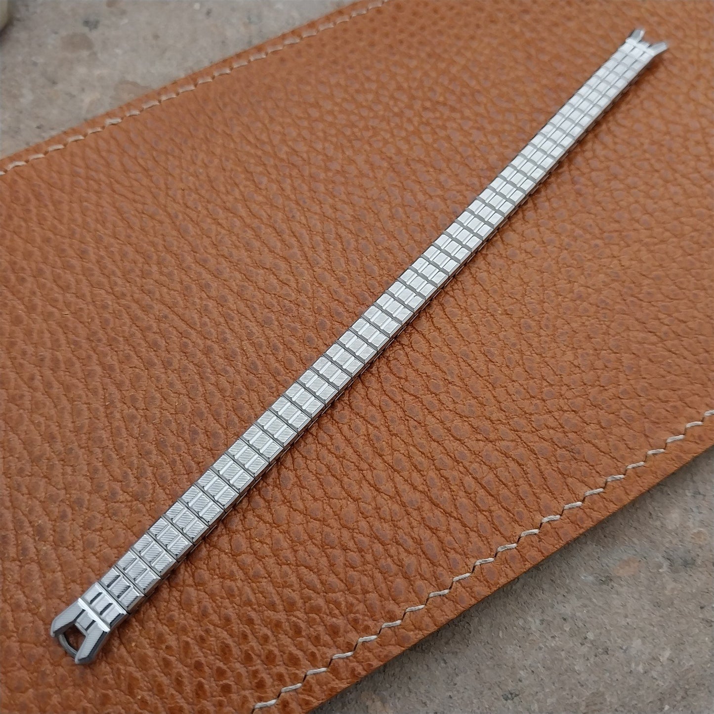 Vintage Speidel Ladies Classic Stretch Unused Stainless Cocktail Watch Band