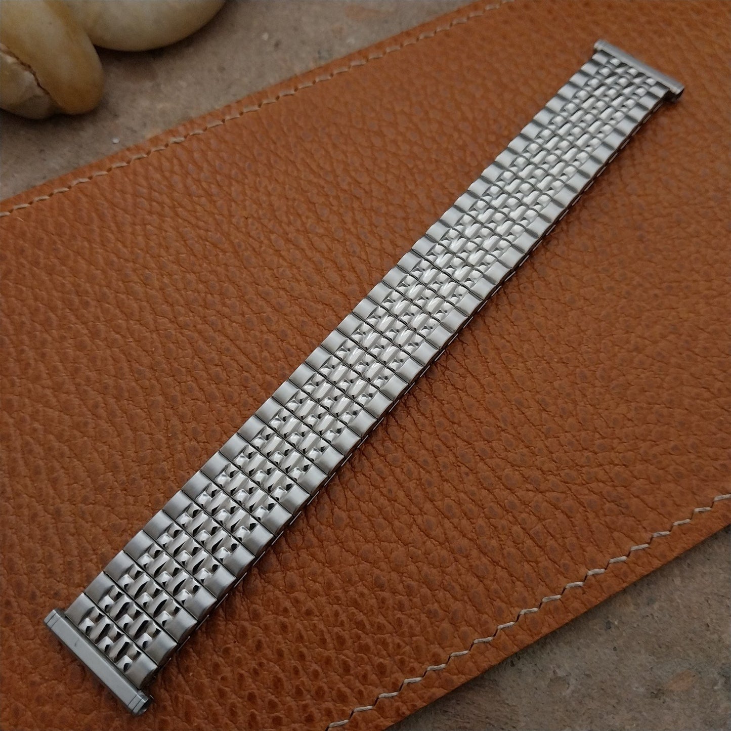 19mm 18mm Stainless Steel Rice Beads Speidel Tempest 1960s Vintage Watch Band