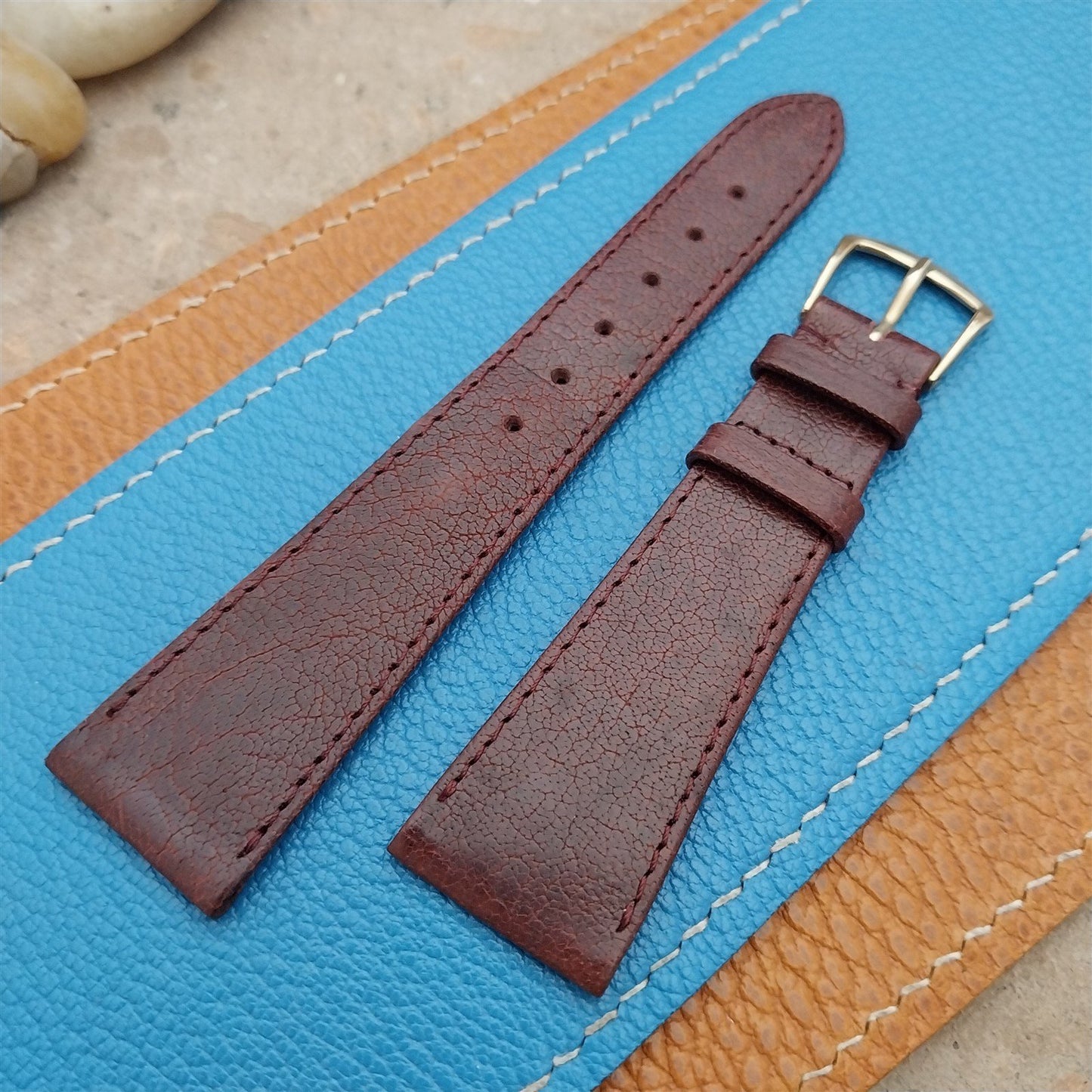 Vintage 22mm Downing Italy Unpadded Buffalo Classic Tapered Unused Watch Strap