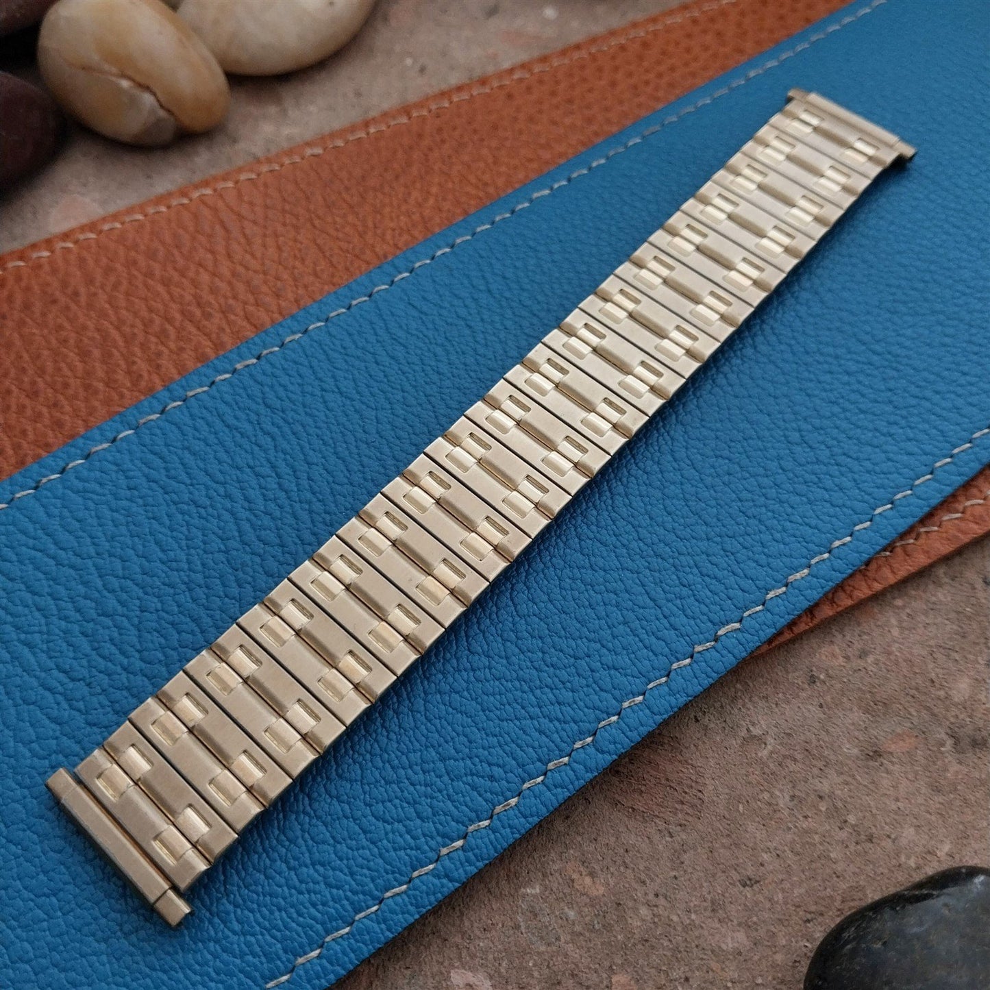 Vintage 18mm 20mm 22mm Speidel Gold Tone Wide Unused Classic 1970s Watch Band