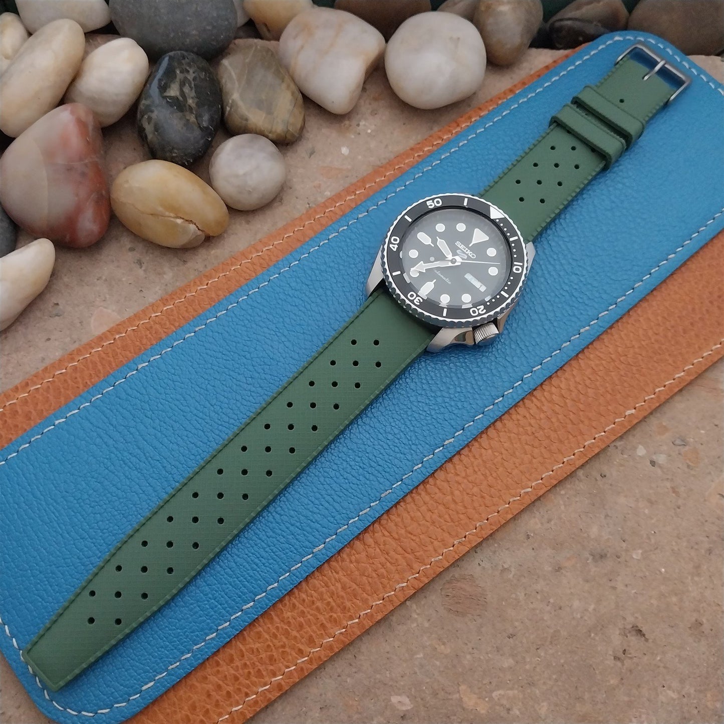 22mm FKM Tropical Green Divers Watch Strap QR Spring Bars & Bead Blasted Buckle