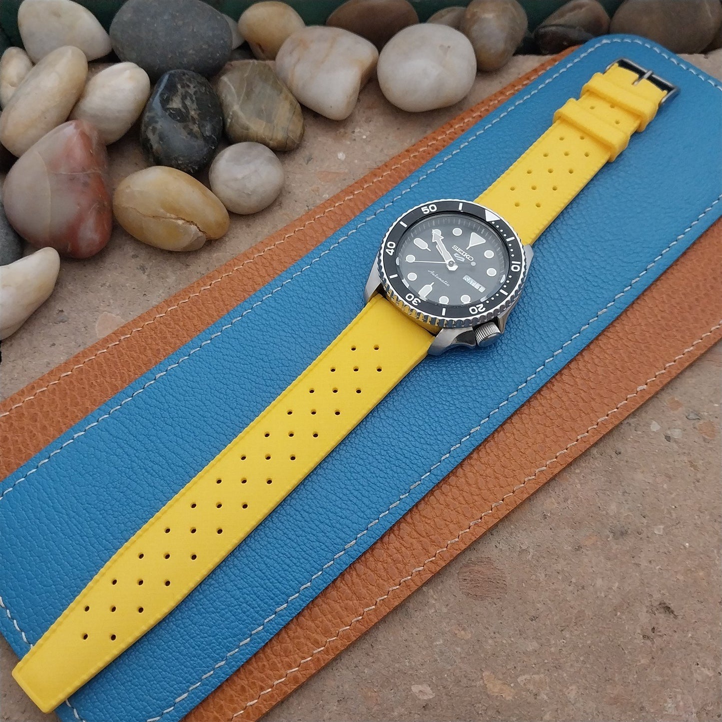 22mm FKM Tropical Yellow Divers Watch Strap QR Spring Bars & Bead Blasted Buckle