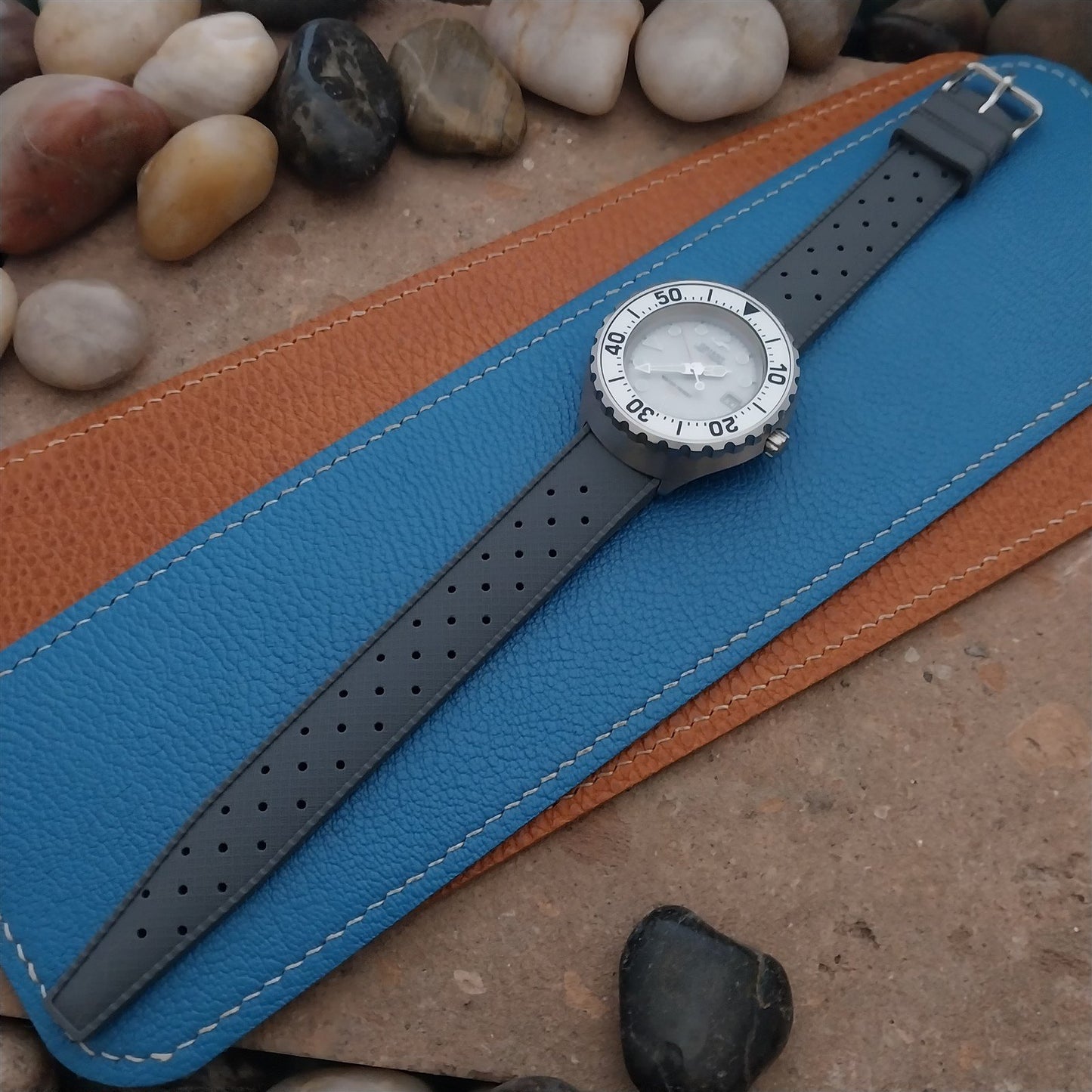 18mm FKM Gray Tropical Divers Watch Strap QR Spring Bars Polished Buckle