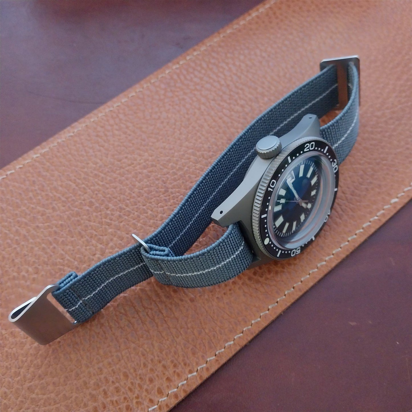 20mm Marine Nationale MN French Parachute Gray & White Elastic Watch Strap