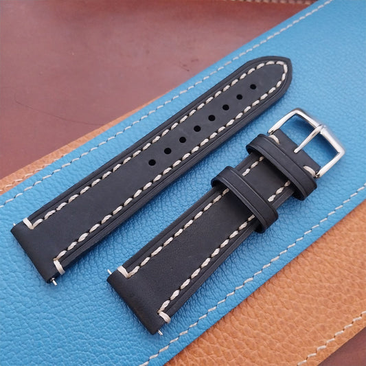 Black 22mm Hirsch Liberty Artisan Leather Classic Tapered 22/20 Watch Strap