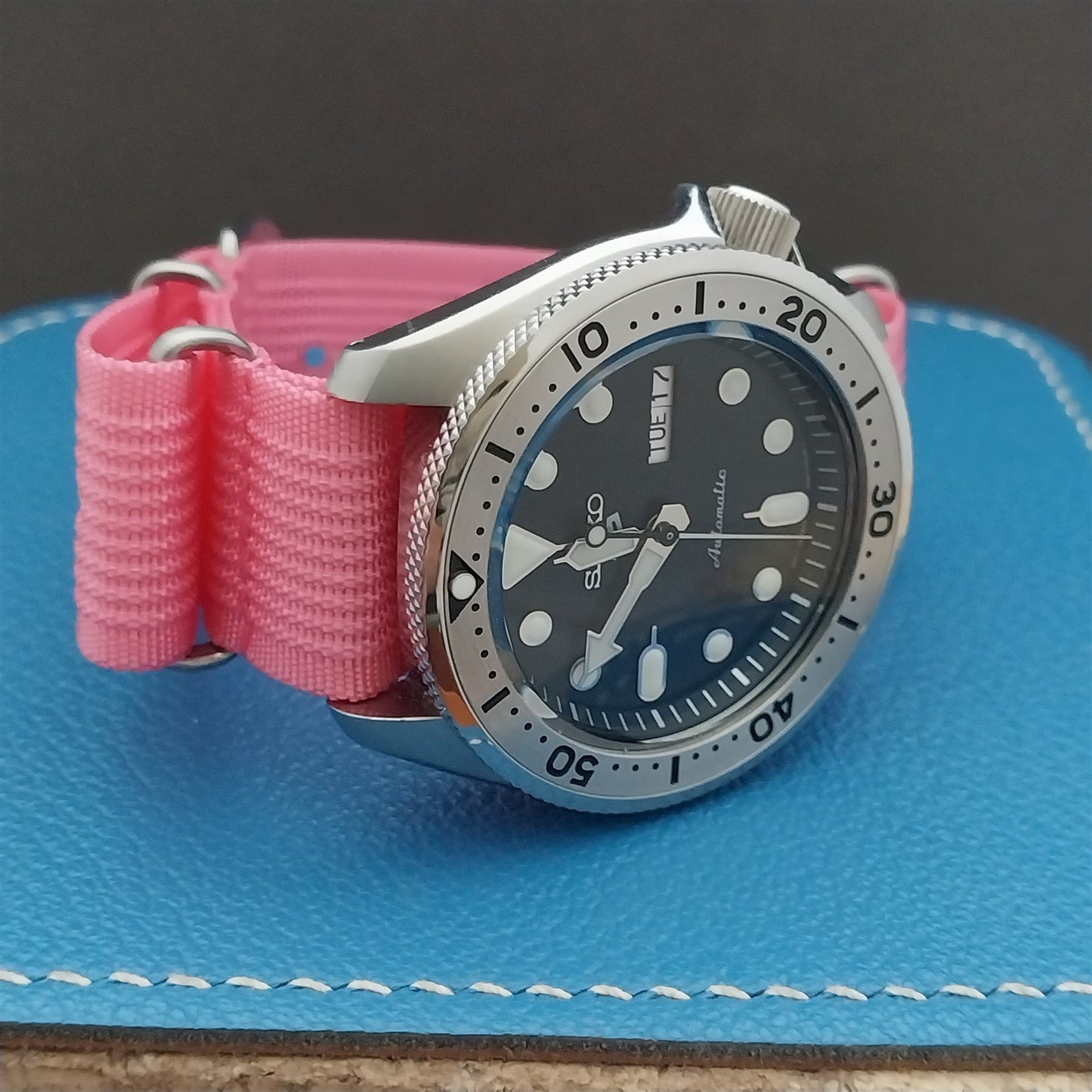 22mm Ribbed Pink Ribbed Nylon Classic G10 Watch Strap