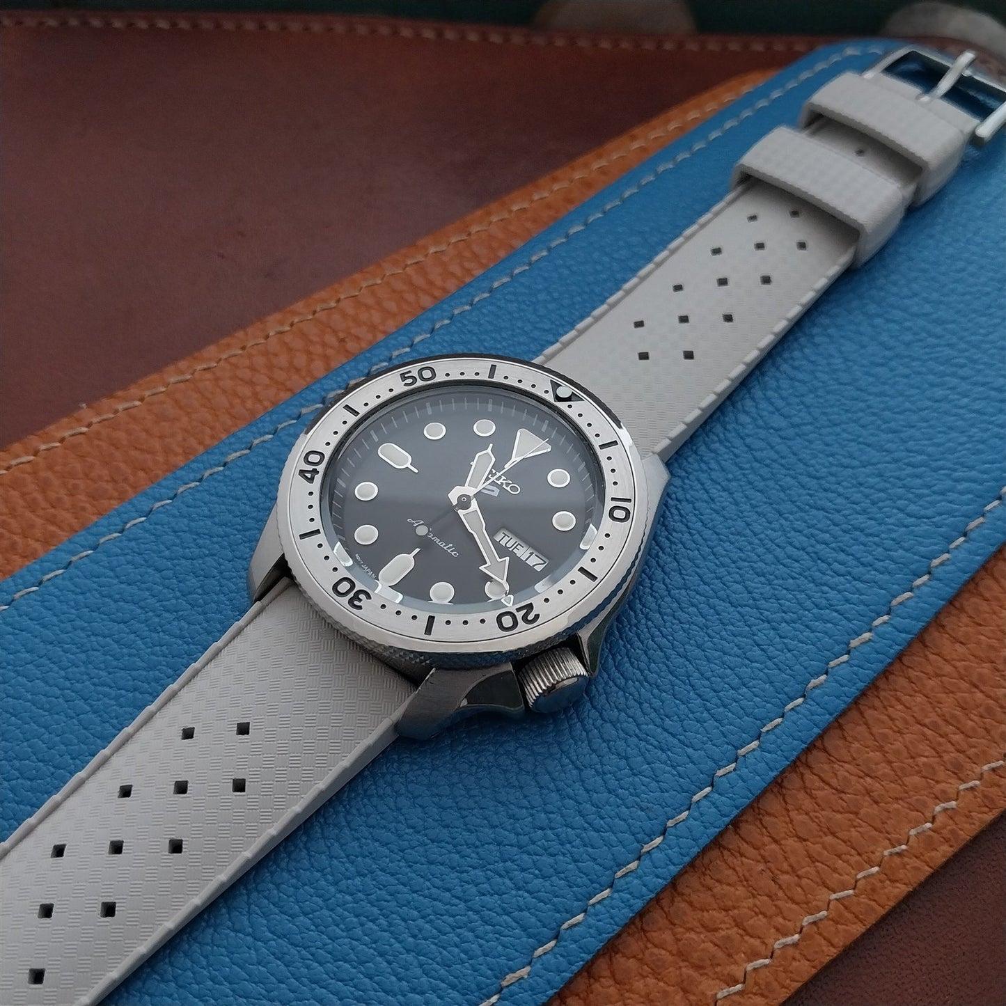 22mm Genuine Tropic Current Production Light Gray Diver Watch Strap