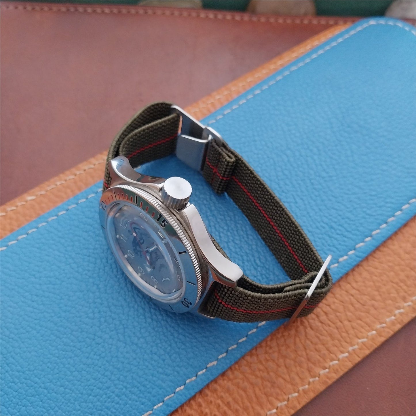 18mm Marine Nationale MN French Parachute Green & Red Elastic Watch Strap