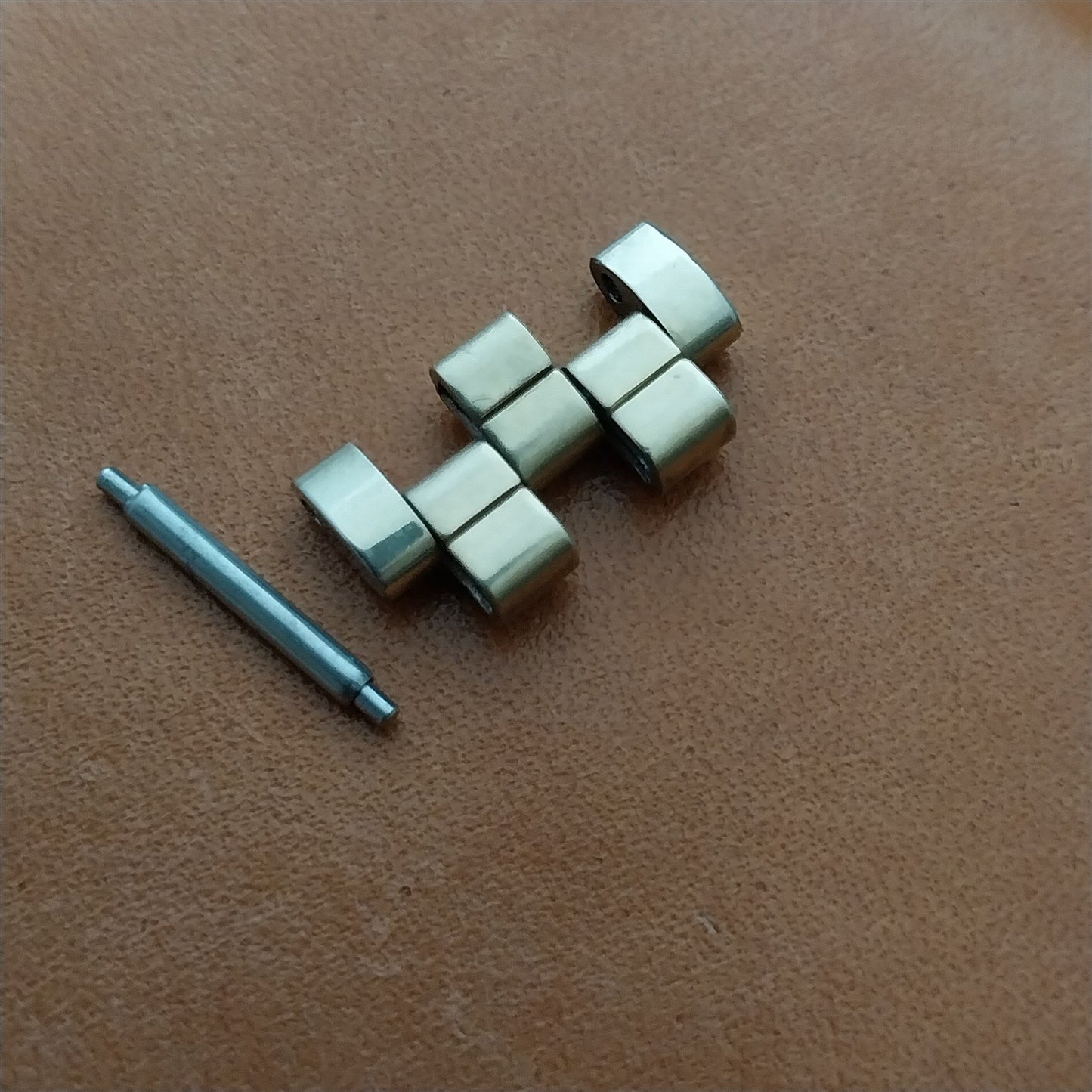 1 JB Champion Gold Filled Brick LINK for 1960s-1970s Vintage Watch Band