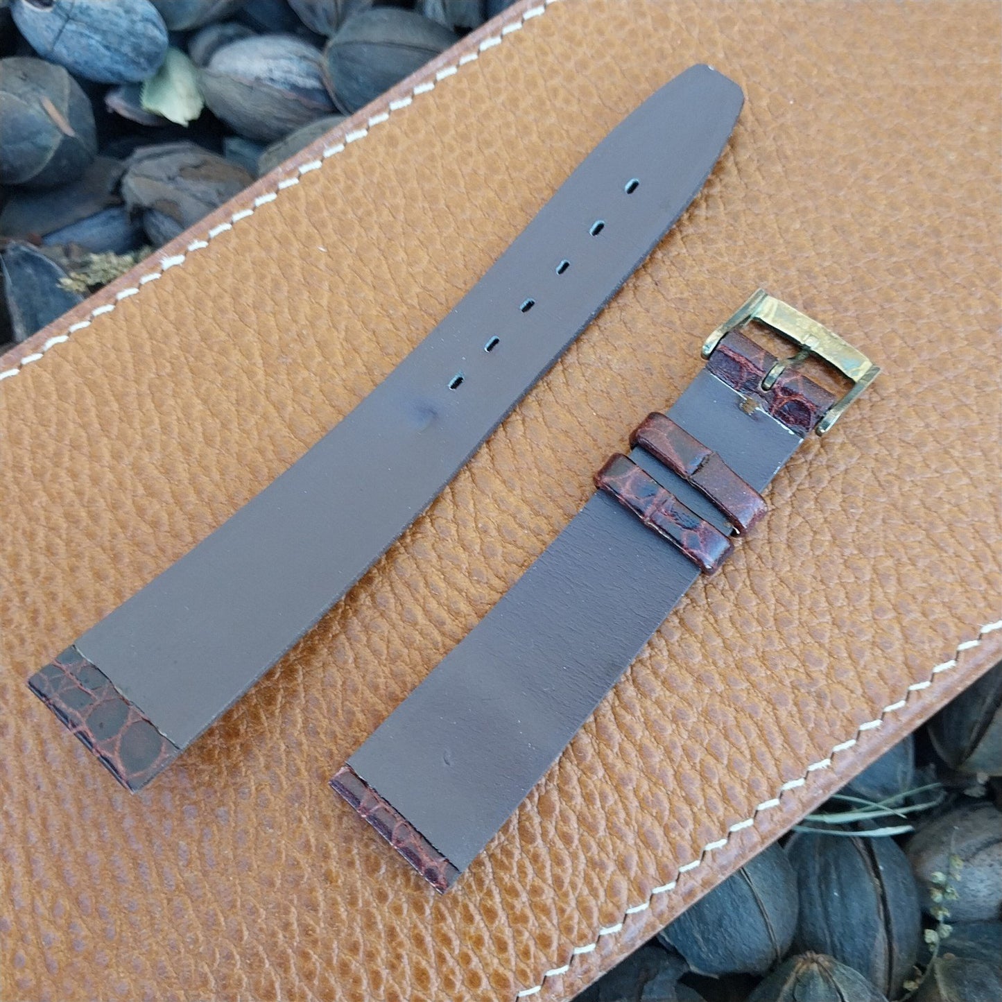 Vintage 18mm 1960s Alligator-Grain Alexander Tapered 18/15 Unused Watch Strap