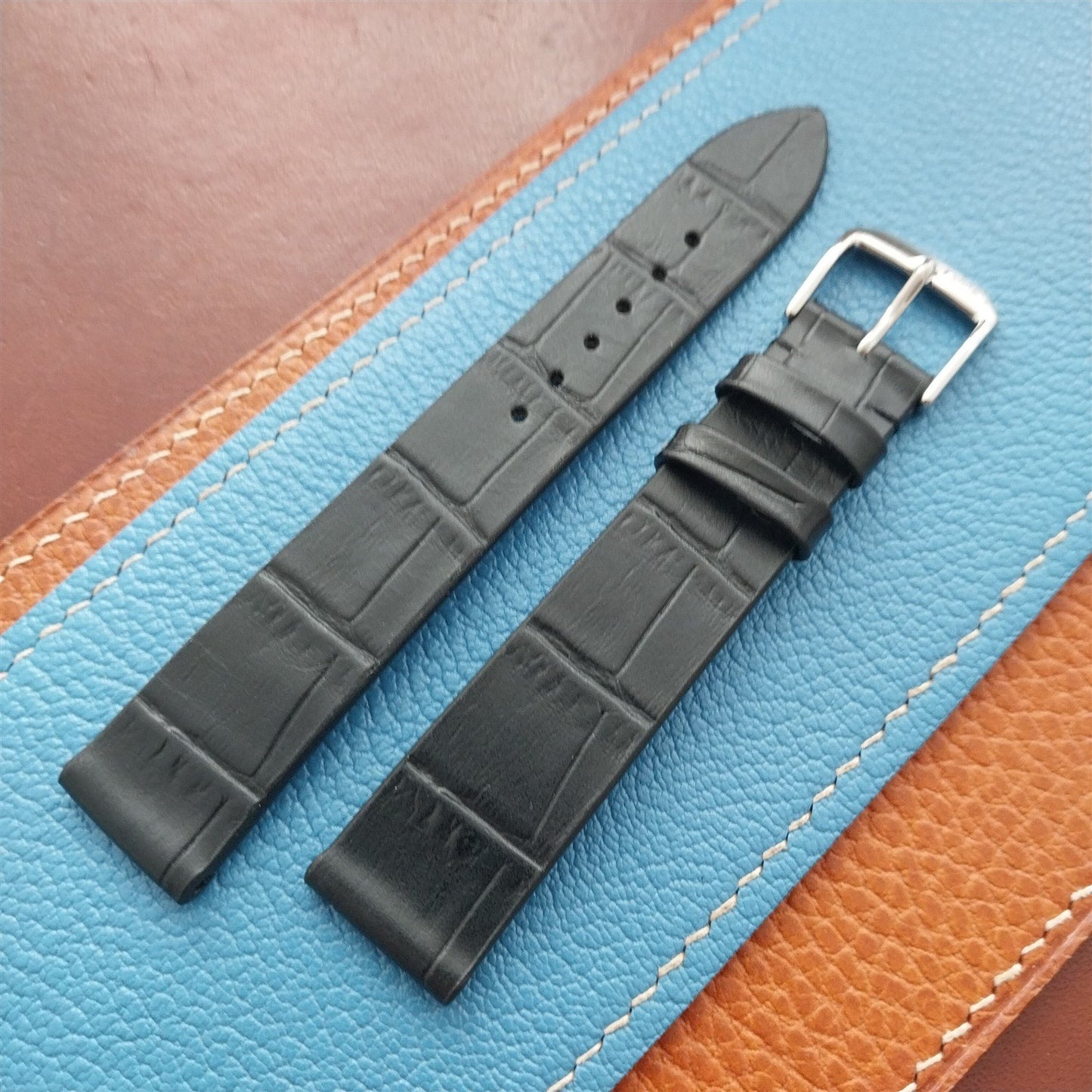 18mm Rios Miami Matte Black Alligator Grain Leather Tapered 18/16 Watch Strap