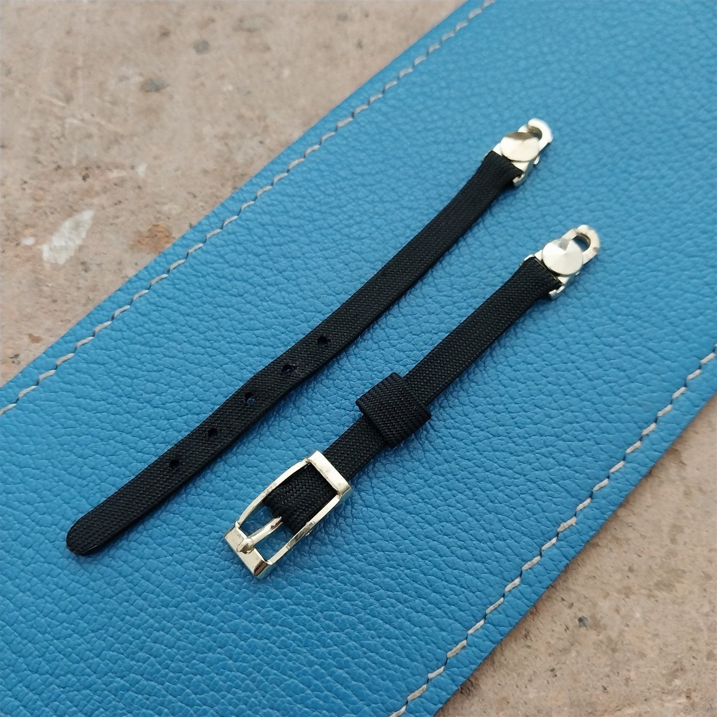Vintage 1960s Womens Black Nylon & Gold-Tone Classic Cocktail Watch Strap