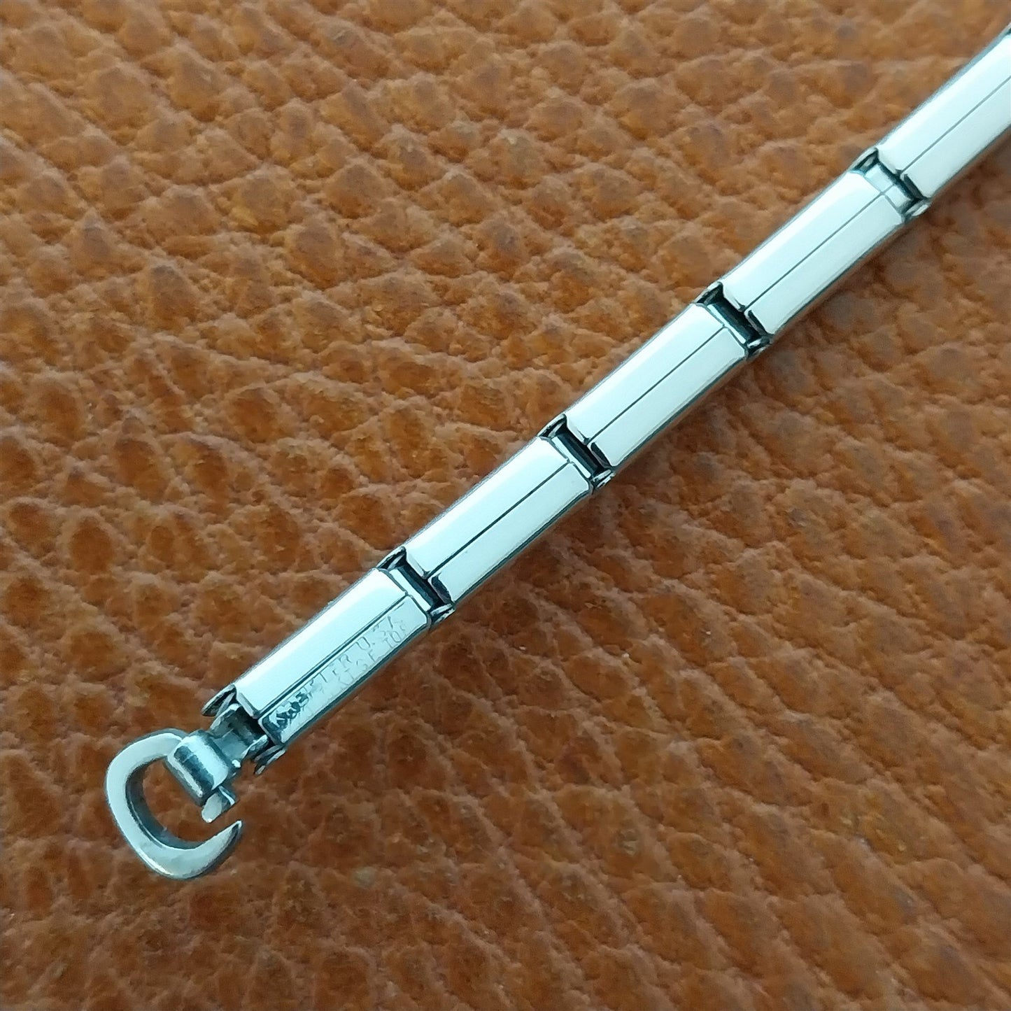 Vintage 1960s Kreisler White Gold Filled Ladies Unused Cocktail Watch Band