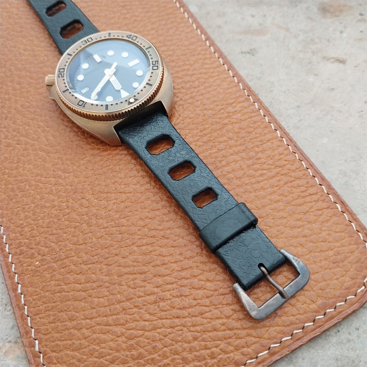 Vintage 20mm Classic Skindiver Black Unused Aqua GS Watch Strap & Brass Buckle