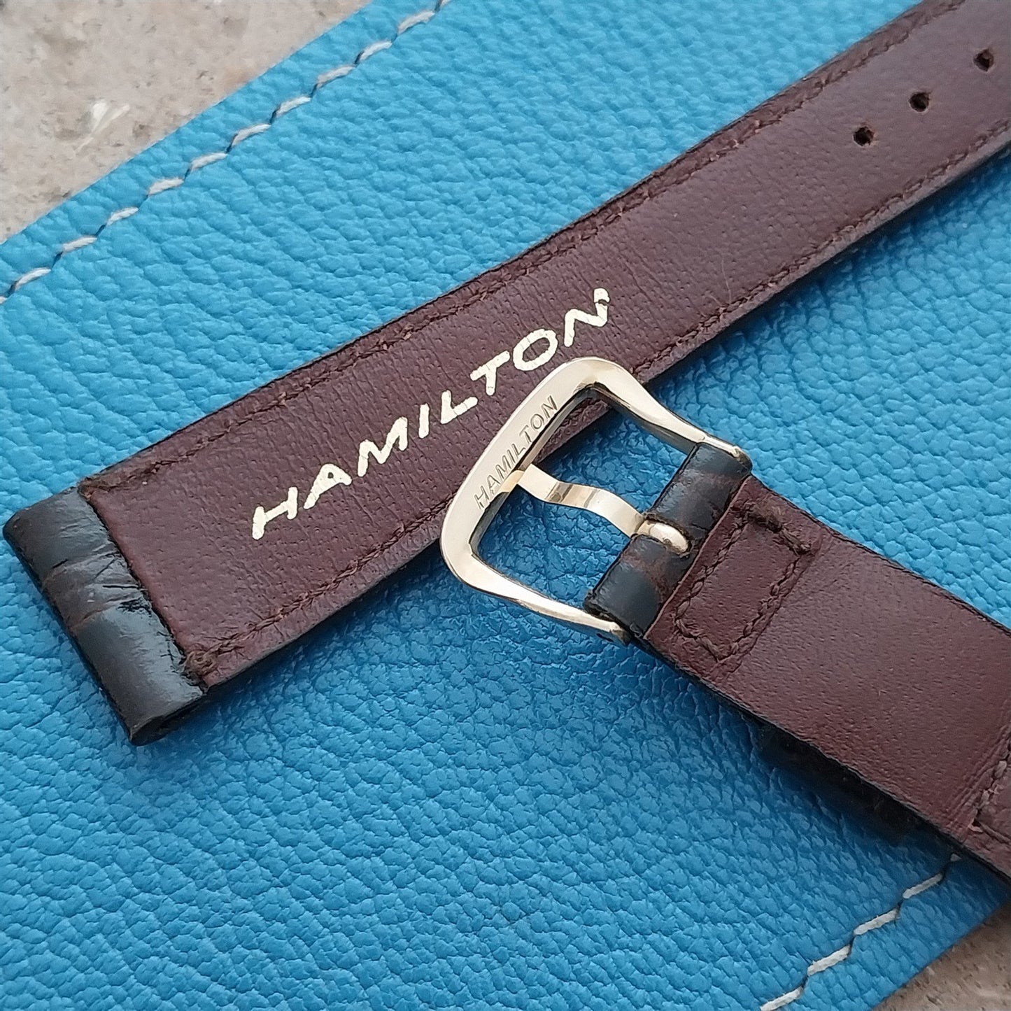 Hamilton 17mm Croc Grain Leather Vintage Watch Strap & Gold Logo Buckle