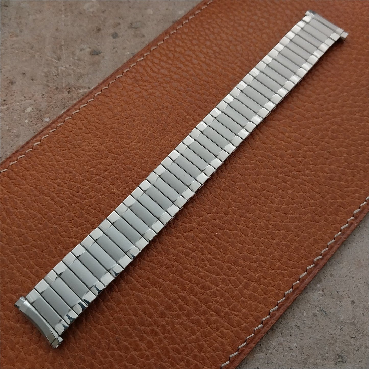 19mm 18mm 17mm Speidel Radial Stainless Wide 1970s Unused Vintage Watch Band