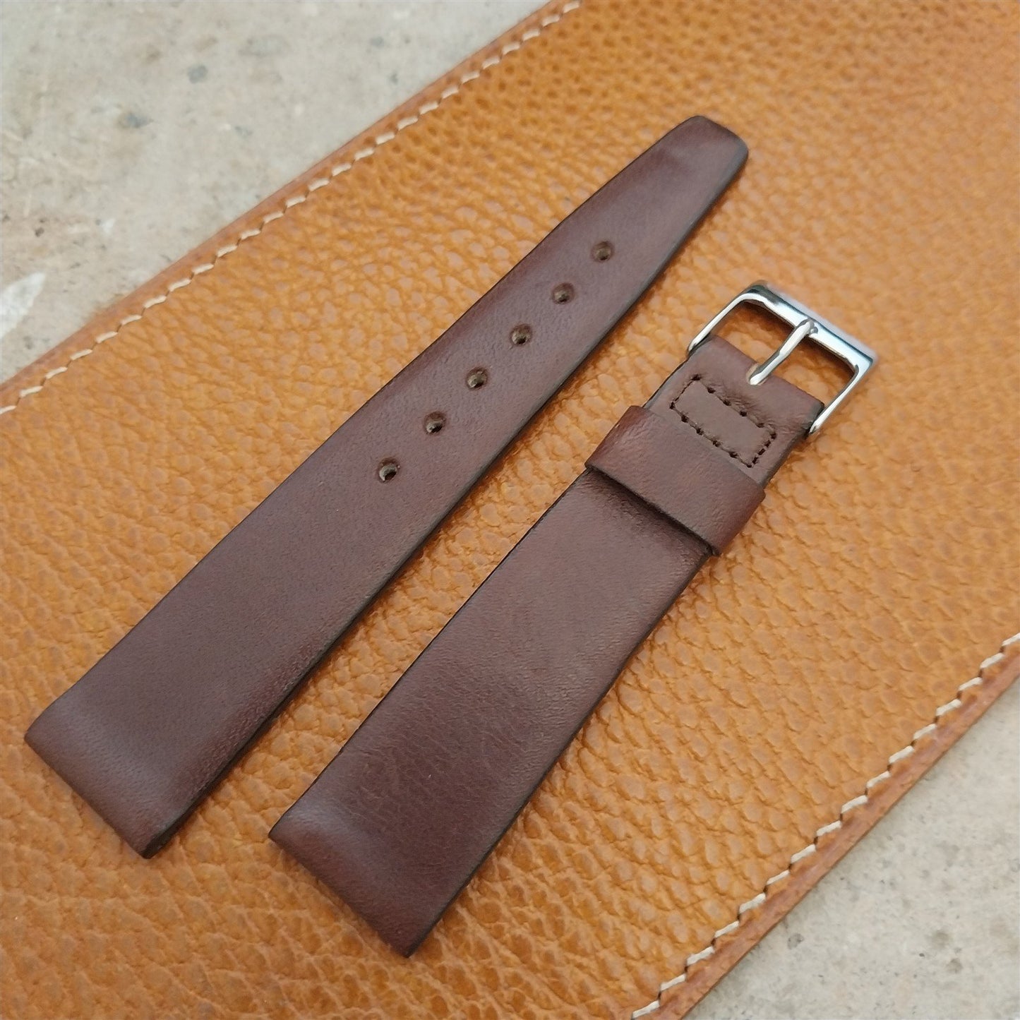 19mm Kalbe Brown Glove Leather 1970s Vintage Watch Strap