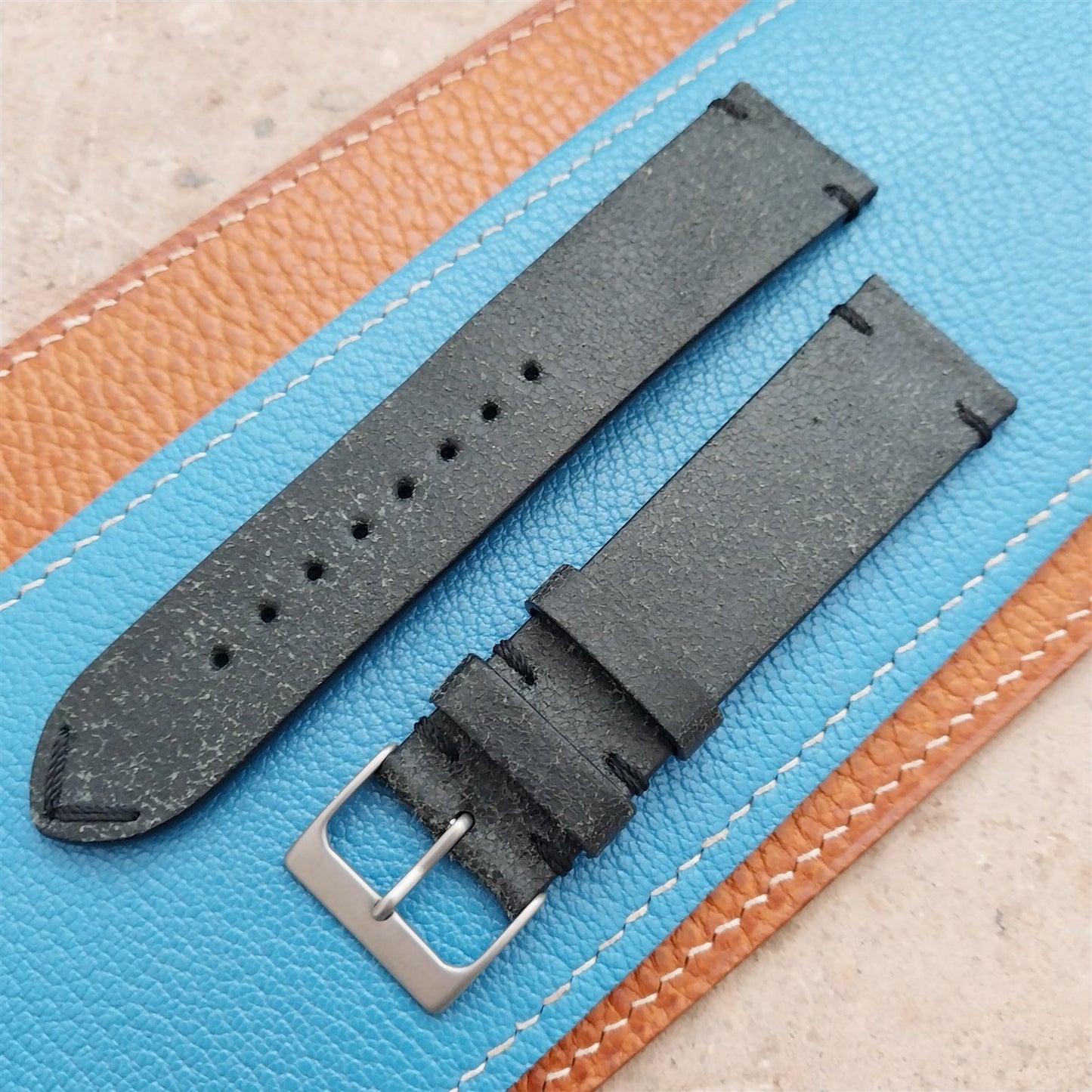22mm Fleurus France Black Crust Leather Vintage Style Watch Strap