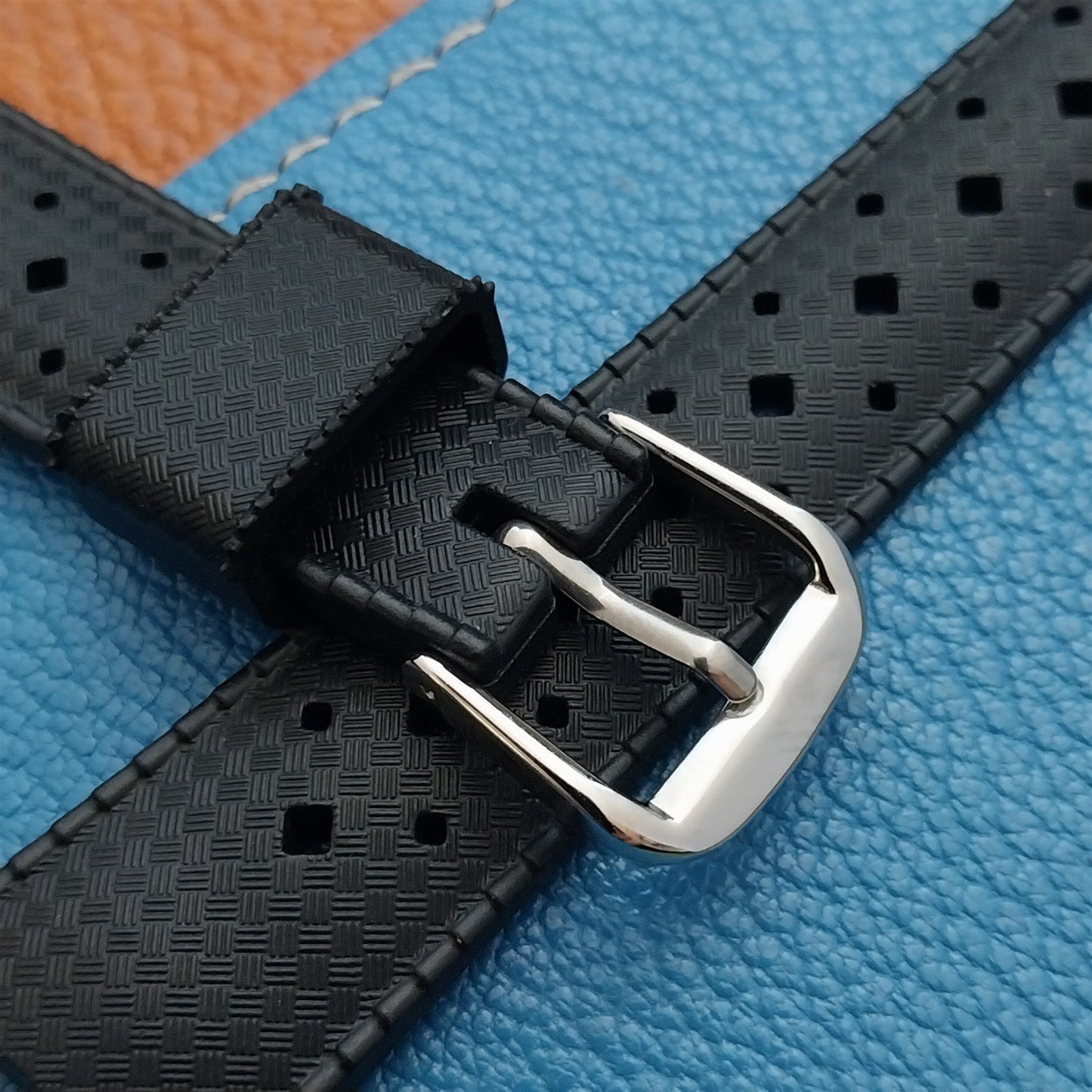 19mm Curved End Rubber Black Tropical Vintage Style Dive Watch Strap