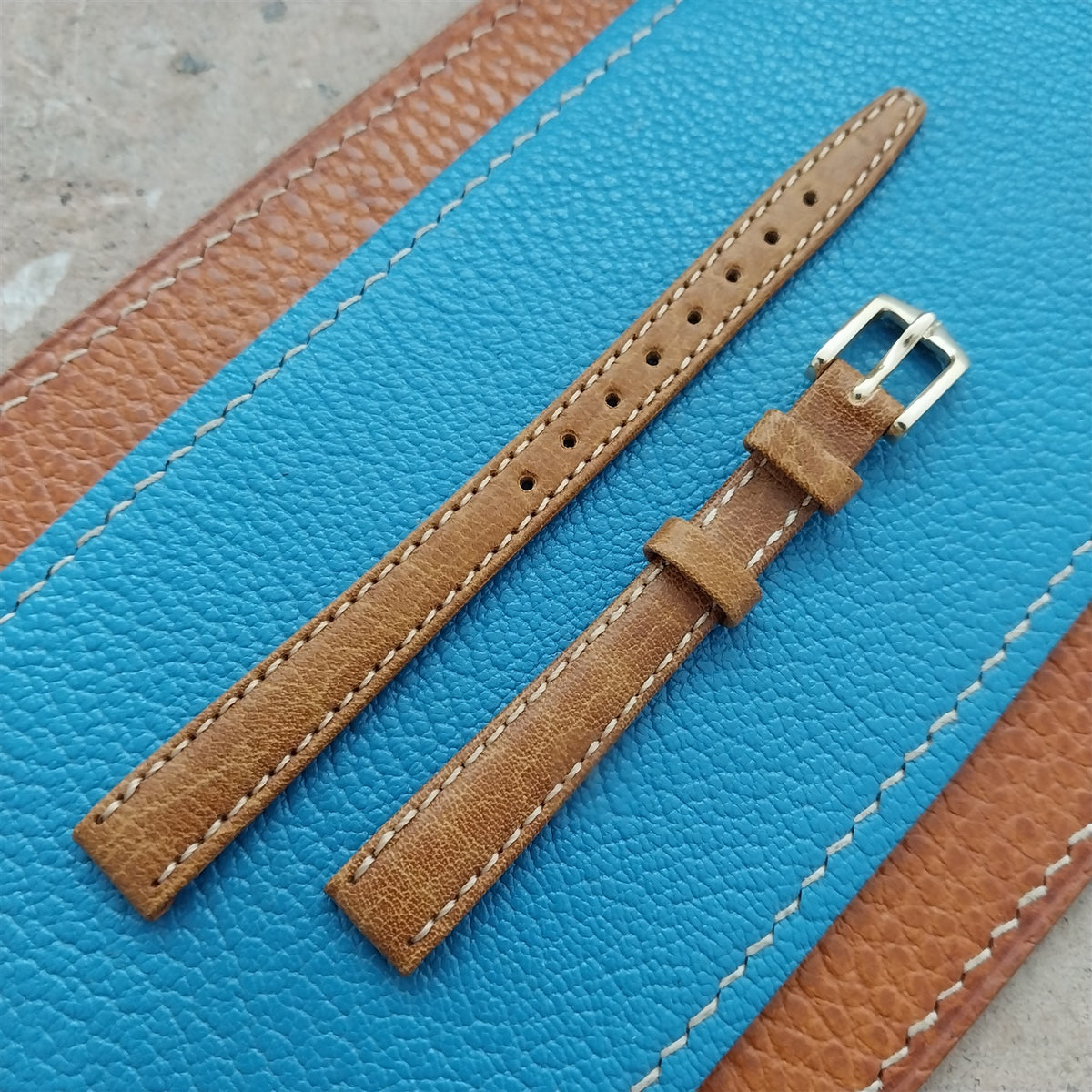 10mm Hirsch Ladies Camel Grain Tan Leather Watch Band