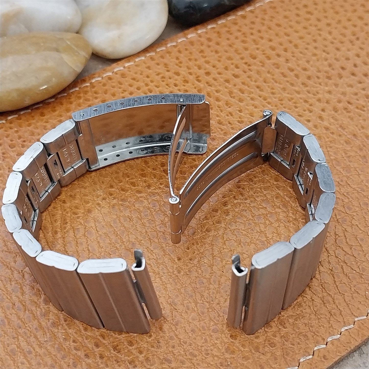 Vintage 19mm Stainless Steel Classic Flared 1970s nos Unused Watch Band