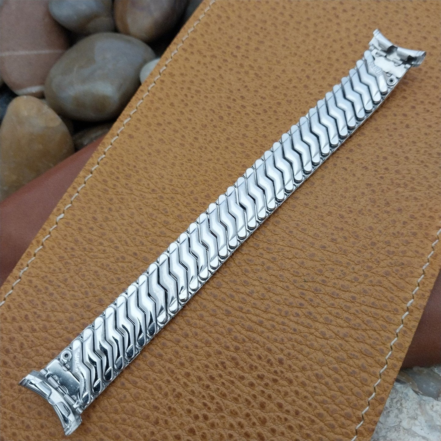 19mm 18mm 16mm White Gold-Filled Classic Kreisler nos 1960s Vintage Watch Band