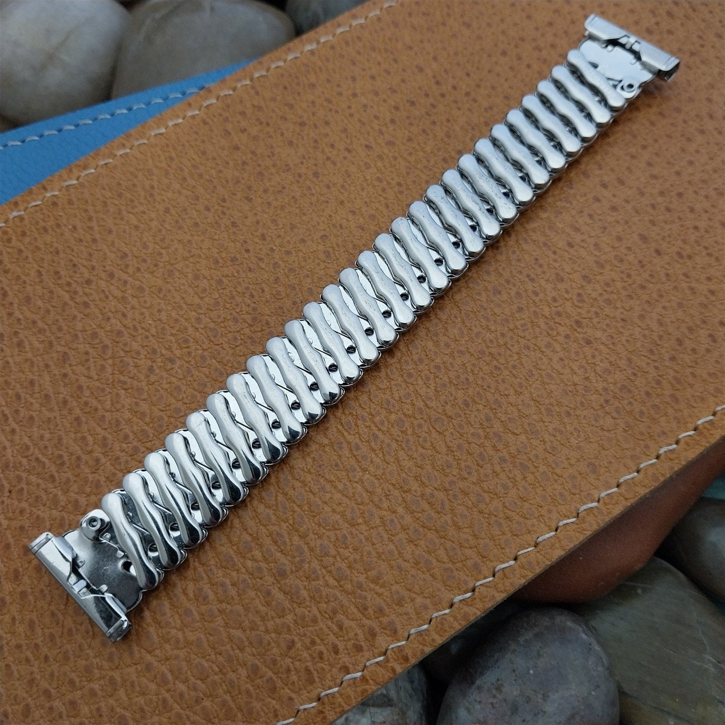 USA Made Bellavance Stainless Steel Overhand Expansion nos Vintage Watch Band