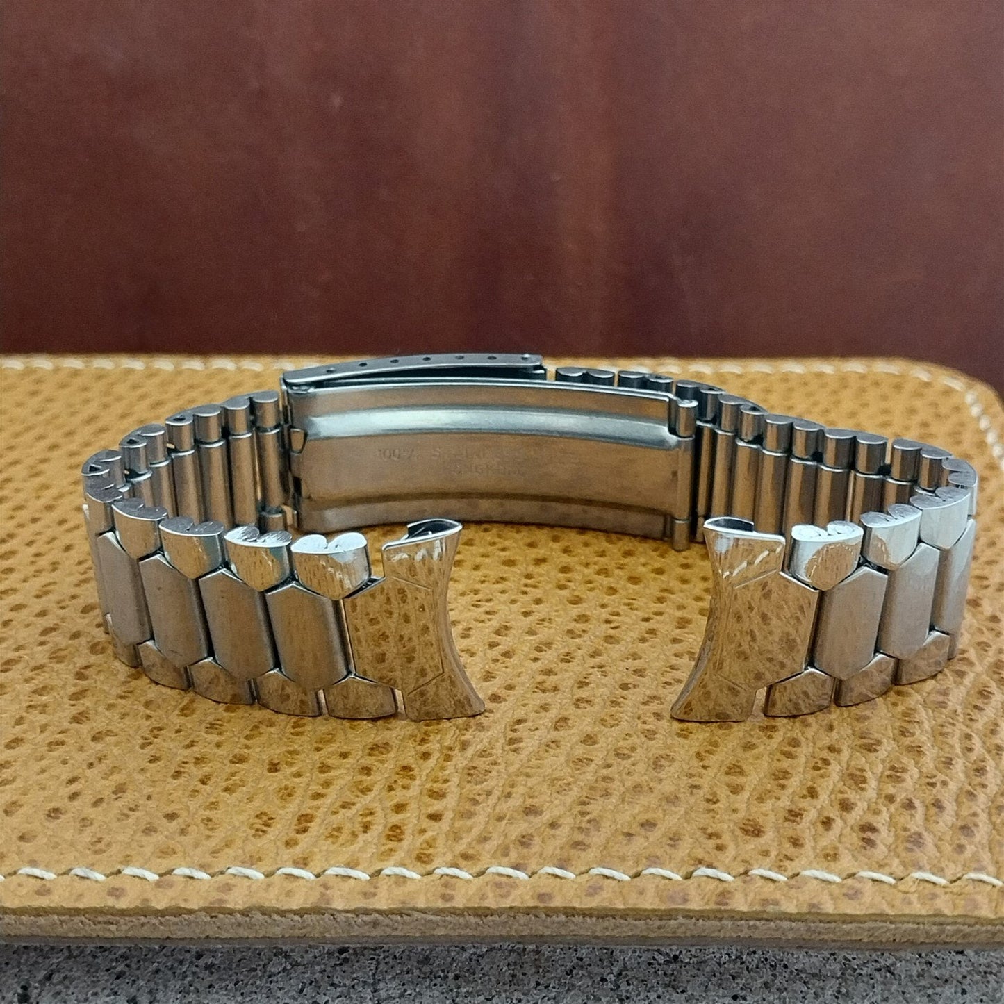 18mm 19mm Stainless Steel Cushion Link nos 1960s-1970s Vintage Watch Band