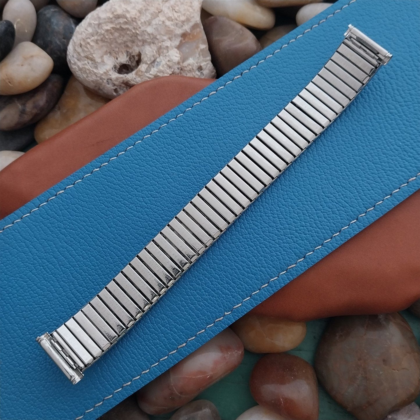 18mm 19mm Kreisler Wide Stainless Steel 1960s Unused nos Vintage Watch Band