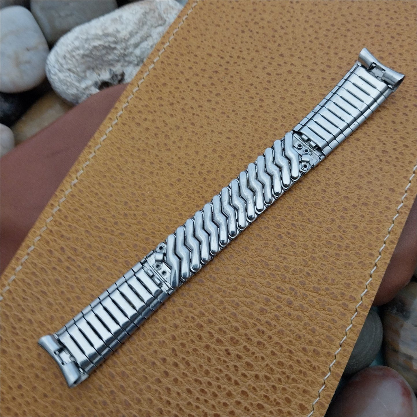 17.2mm Stainless Steel Classic Stretch NOS 1960s Unused Vintage Watch Band