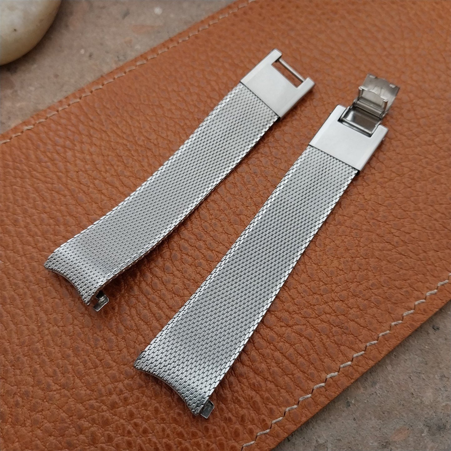 17.2mm Accutron Stainless Steel Mesh Kreisler nos 1960s Vintage Watch Band
