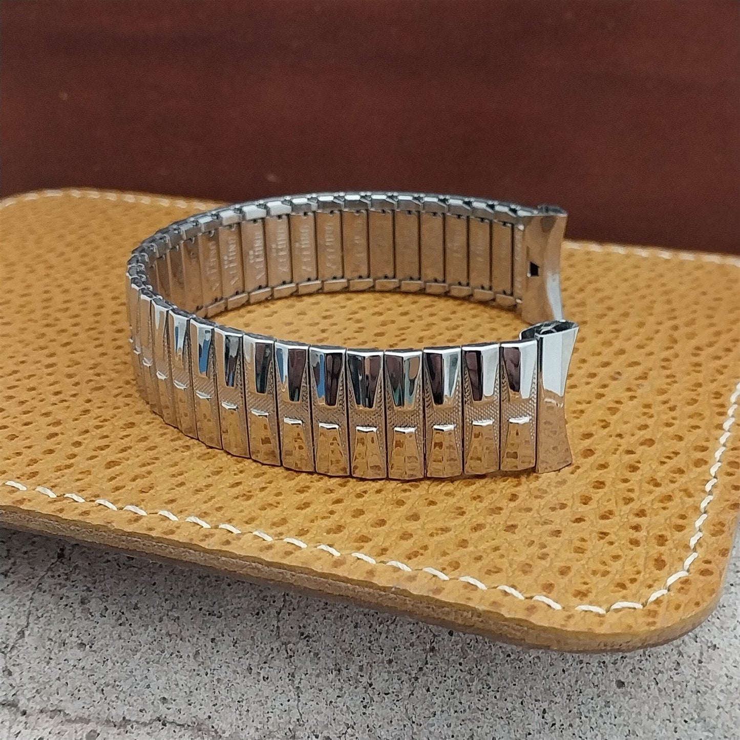 Vintage 17.2mm 1960s Stainless Steel Uniflex Unused nos Classic Watch Band