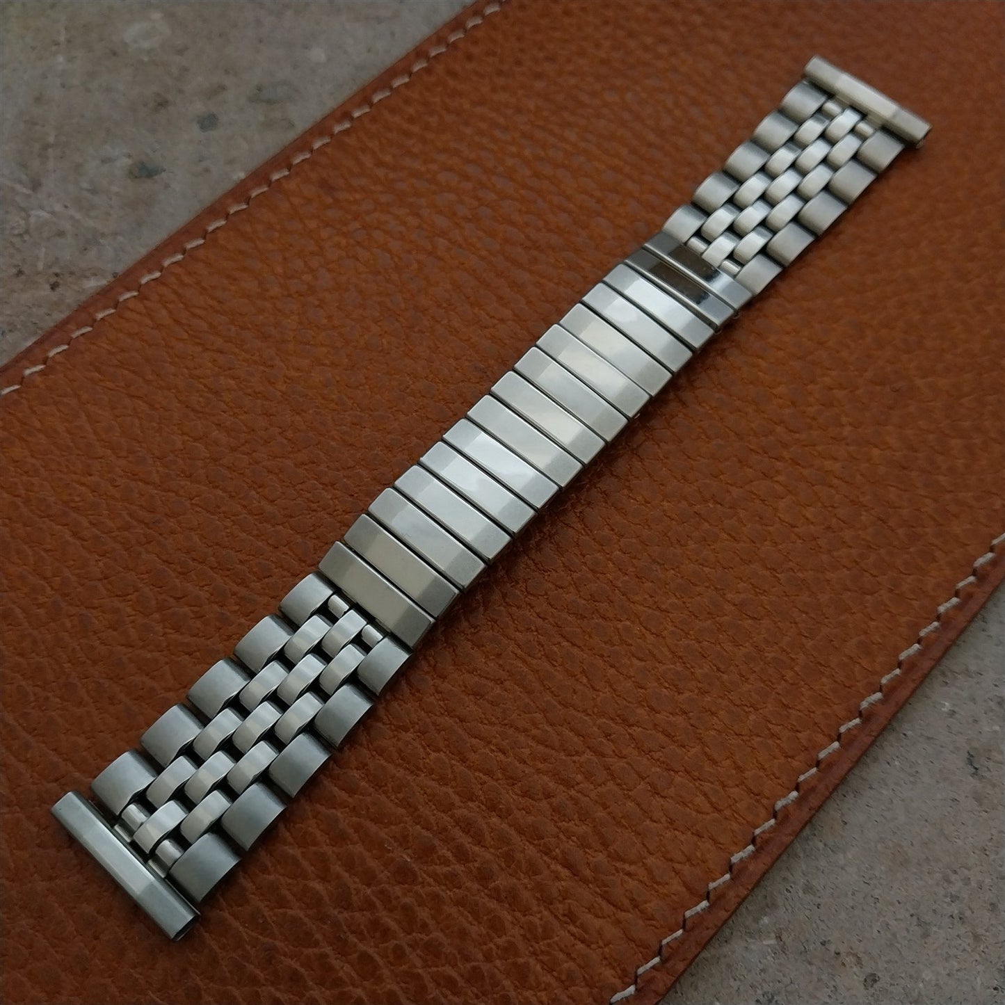 19mm 18mm 1970s Stainless Steel Unused Vintage Watch Band
